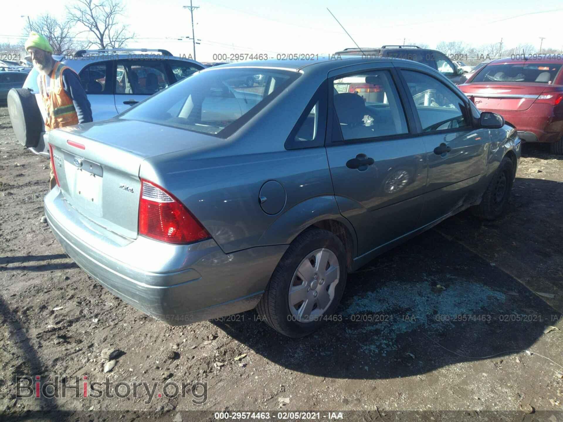 2006 FORD FOCUS - VIN: 1FAFP34N66W116361 - Фото 4