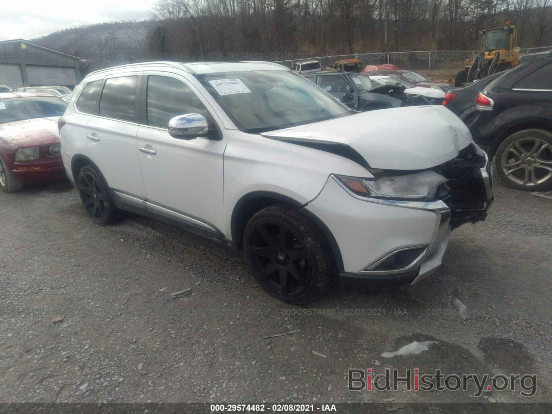 Photo JA4AZ3A3XHZ038003 - MITSUBISHI OUTLANDER 2017