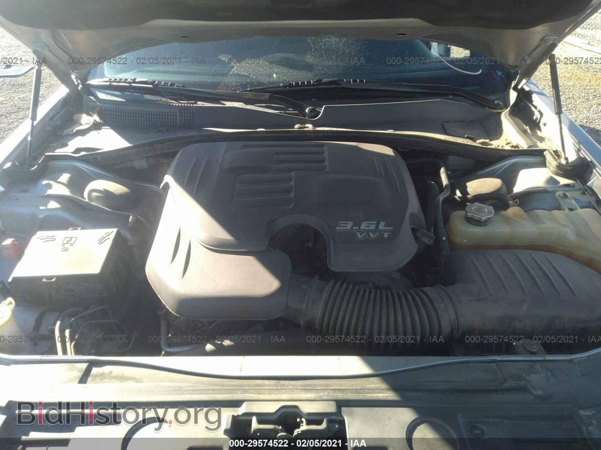 2014 CHRYSLER 300 - VIN: 2C3CCAAG1EH336057 - Фото 10