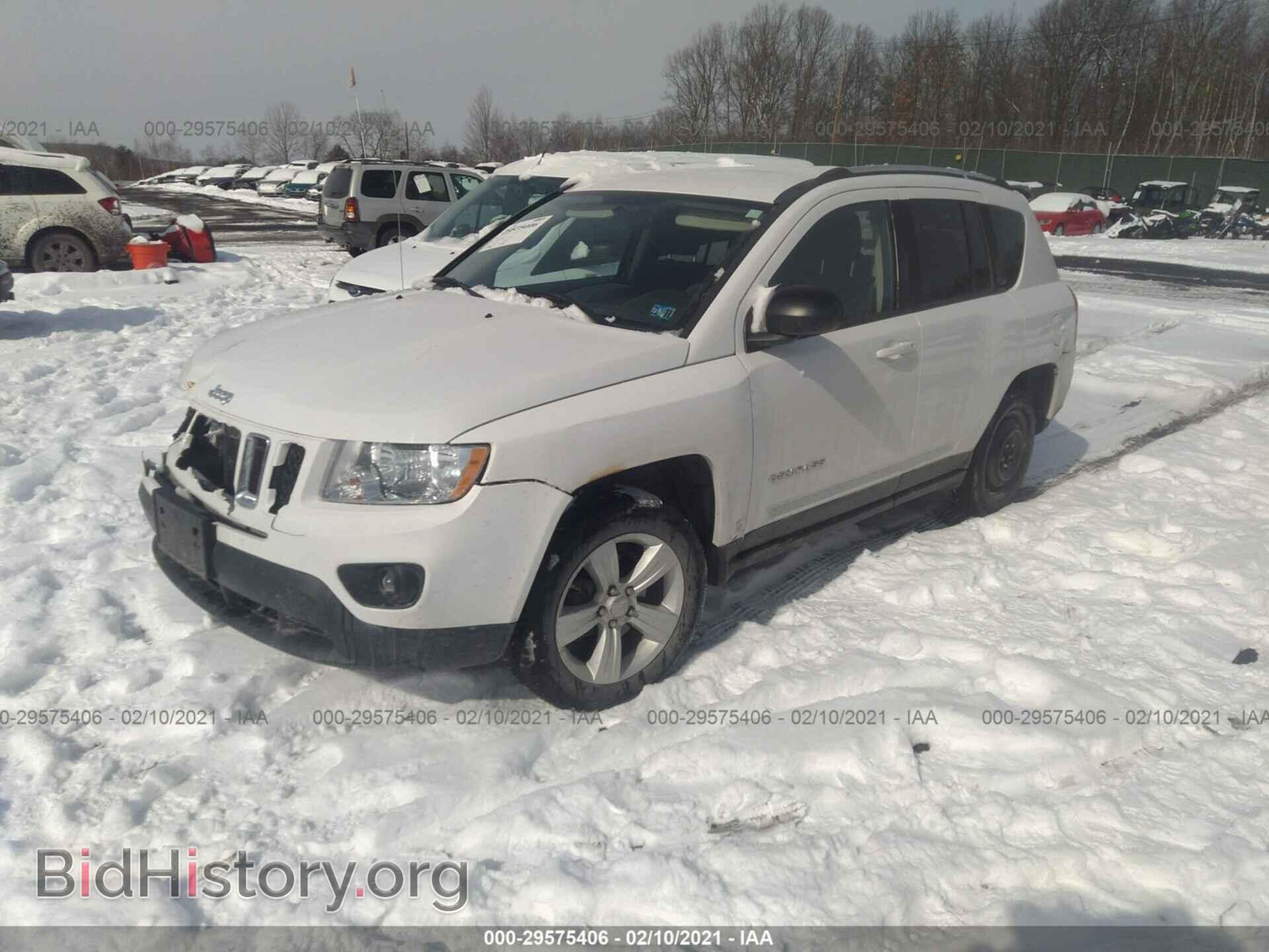 2011 JEEP COMPASS - VIN: 1J4NF1FB0BD249570 - Фото 2