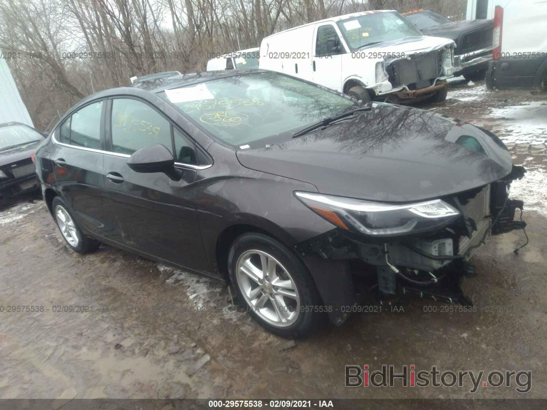 Photo 1G1BE5SM1H7209928 - CHEVROLET CRUZE 2017