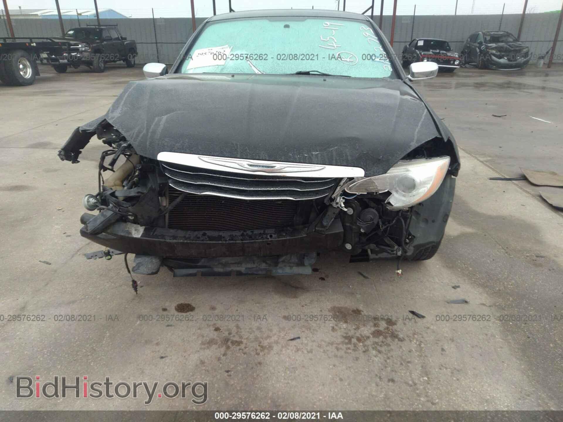 2012 CHRYSLER 200 - VIN: 1C3CCBCB2CN305167 - Фото 6