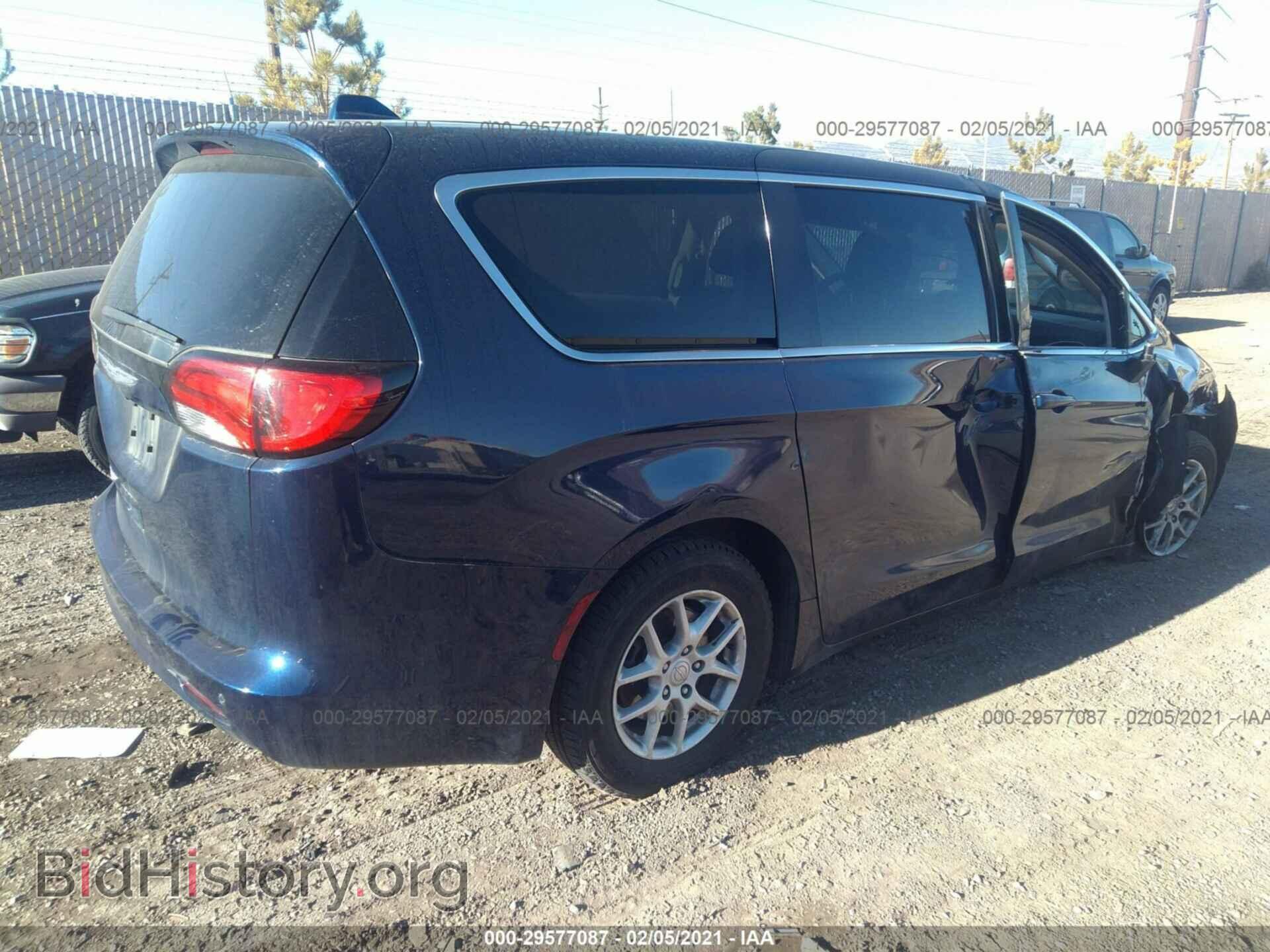2017 CHRYSLER PACIFICA - VIN: 2C4RC1CGXHR642806 - Фото 4