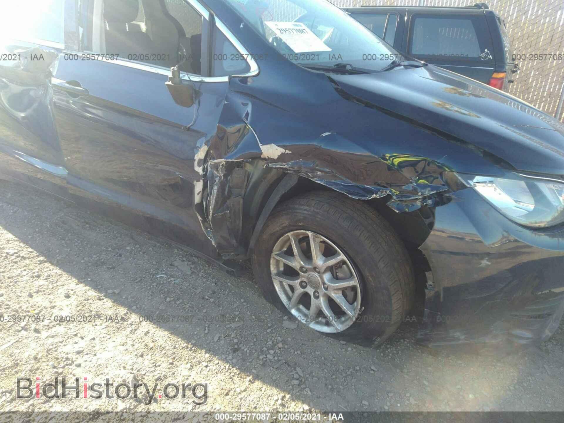 2017 CHRYSLER PACIFICA - VIN: 2C4RC1CGXHR642806 - Фото 6
