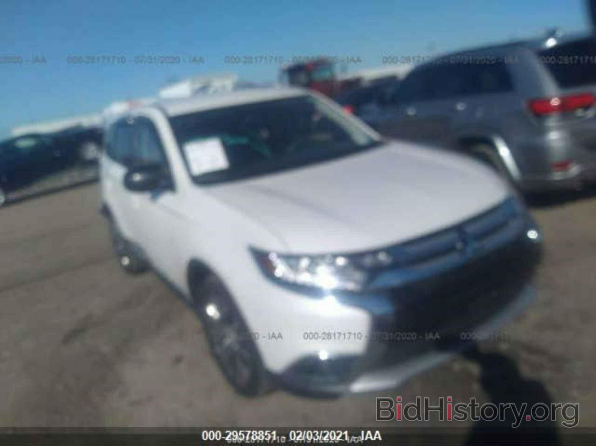 Photo JA4AD2A36JZ011511 - MITSUBISHI OUTLANDER 2018