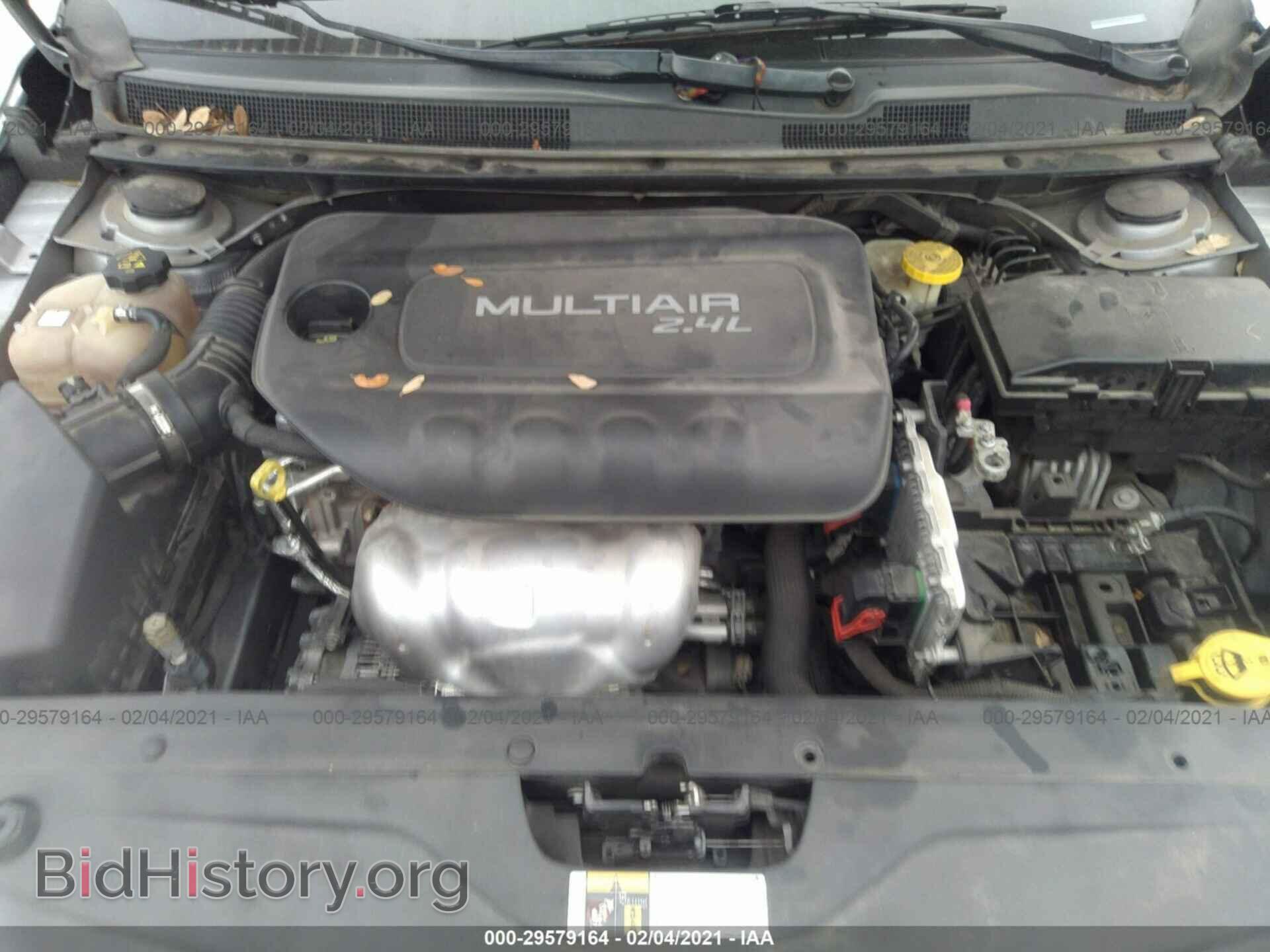 2016 CHRYSLER 200 - VIN: 1C3CCCAB5GN153349 - Photo 10