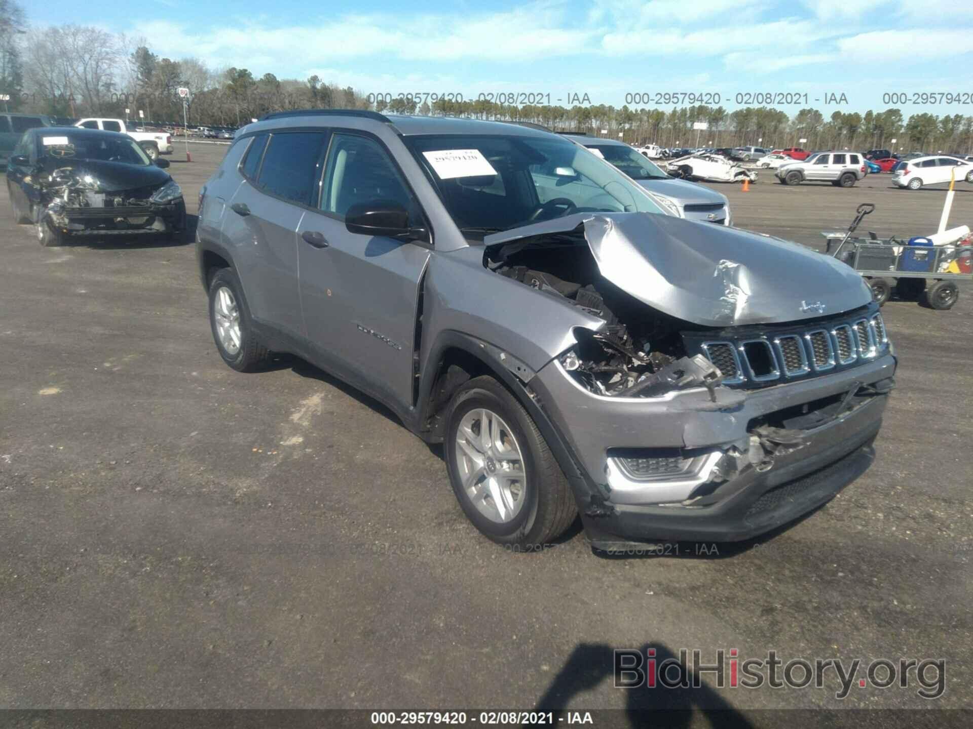 Photo 3C4NJCAB3HT652422 - JEEP COMPASS 2017