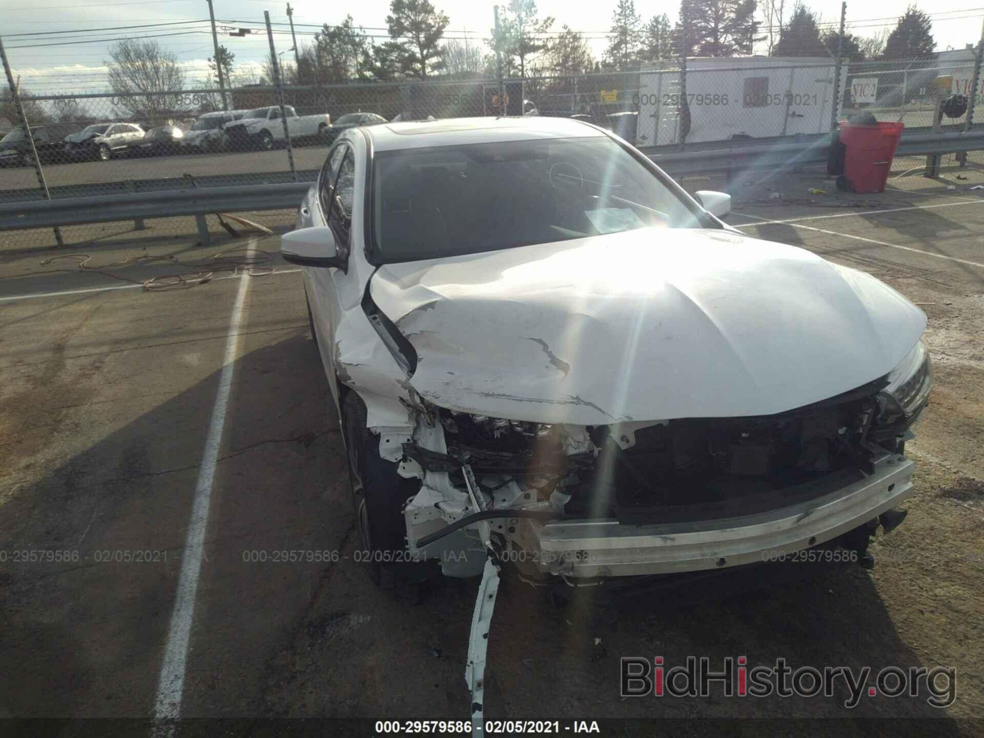 Photo 19UUB2F31JA008145 - ACURA TLX 2018