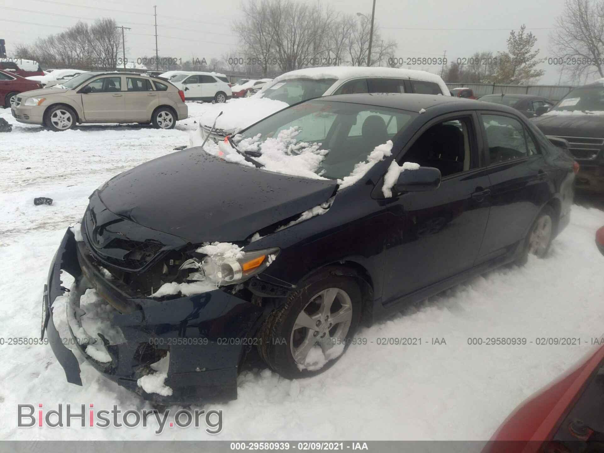 2011 TOYOTA COROLLA - VIN: 2T1BU4EEXBC733268 - Photo 2