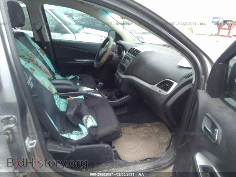 2012 Dodge JOURNEY (VIN 3C4PDCBG7CT360260) — фото 5 из 12