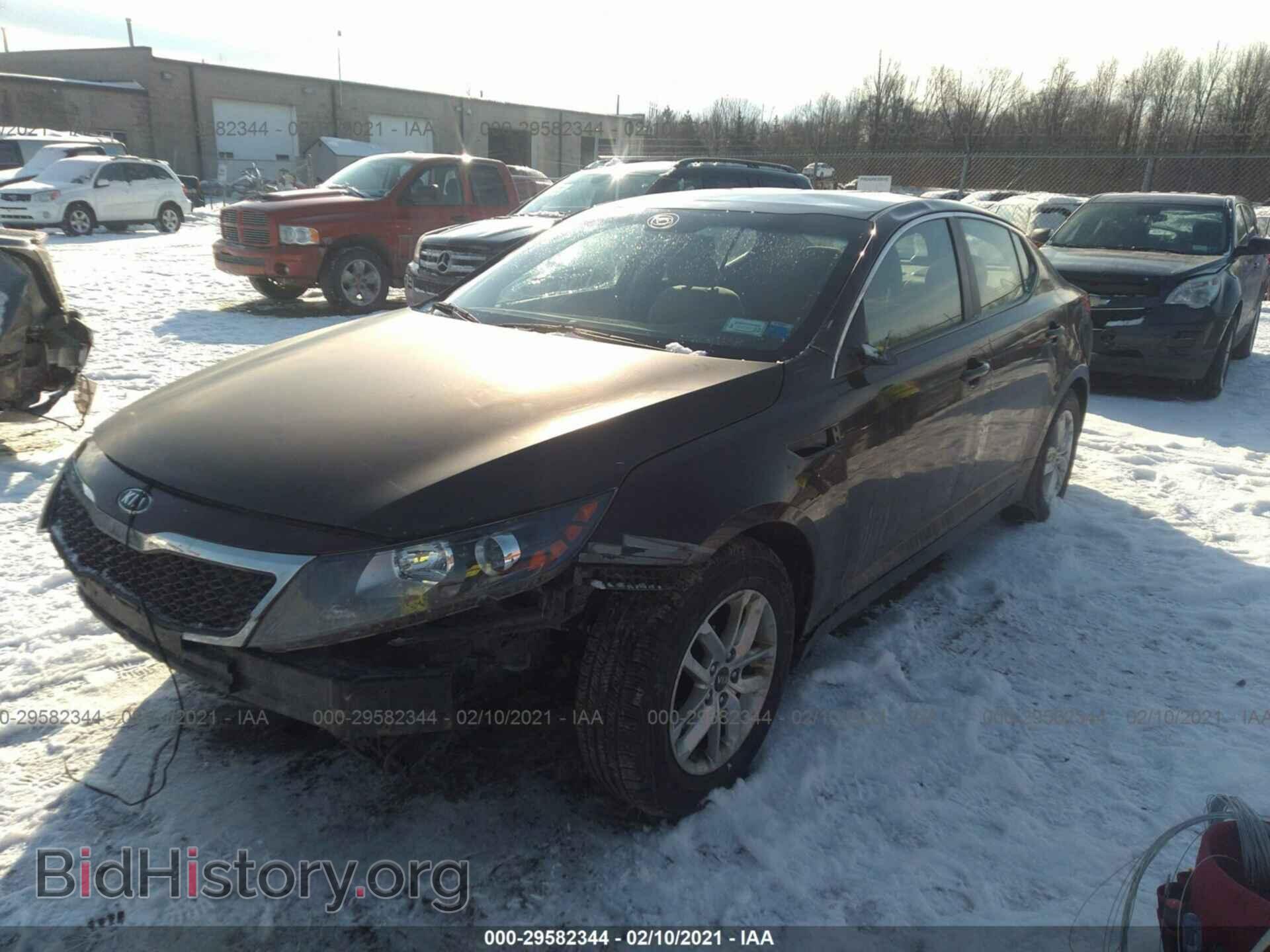 2011 KIA OPTIMA - VIN: KNAGM4A73B5074750 - Фото 2