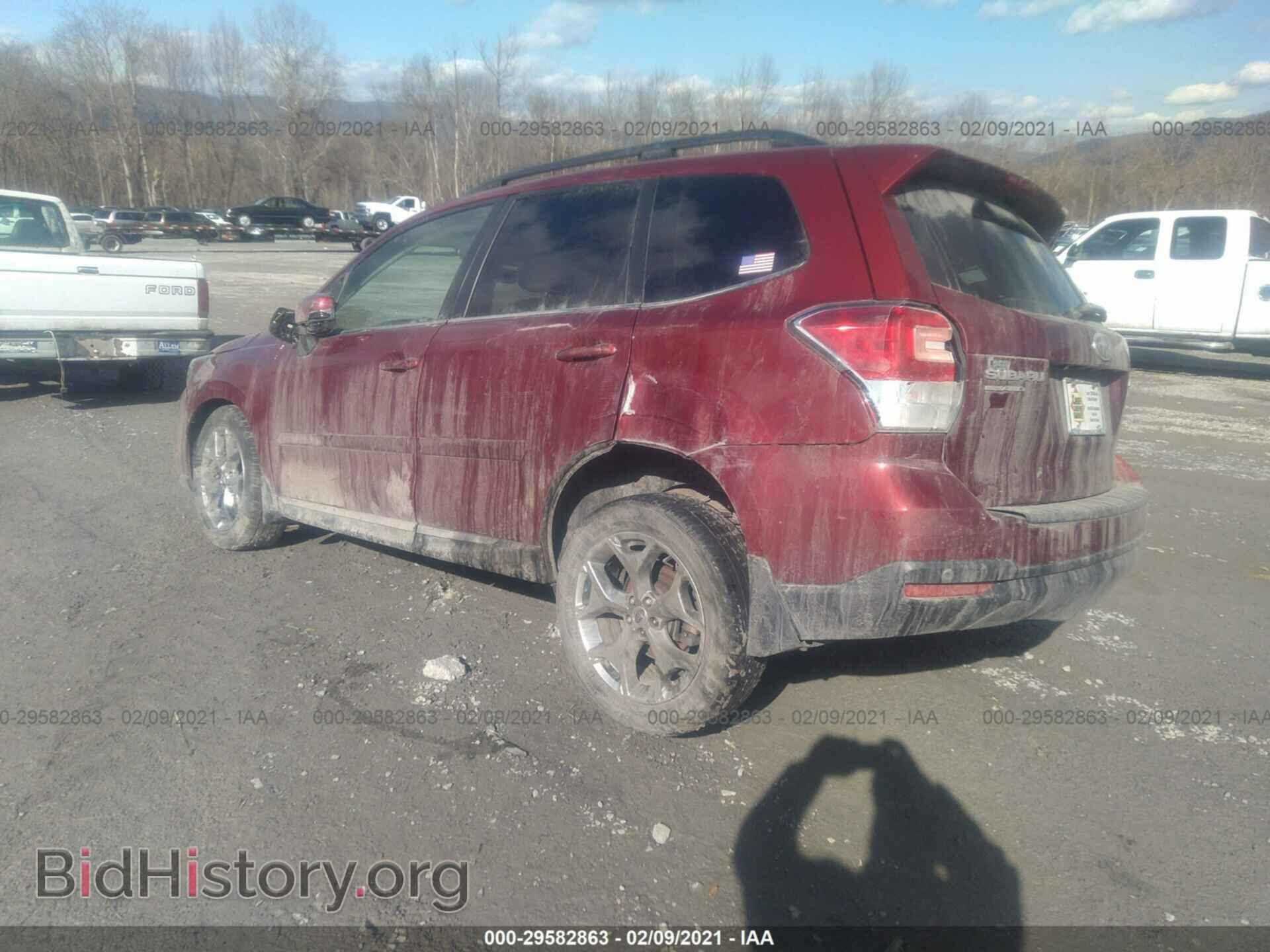 2017 SUBARU FORESTER - VIN: JF2SJAWC9HH451827 - Фото 3