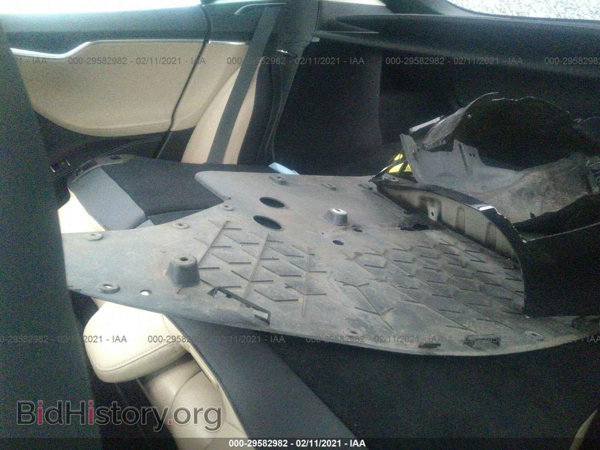 2016 TESLA MODEL S - VIN: 5YJSA1E2XGF168293 - Фото 8