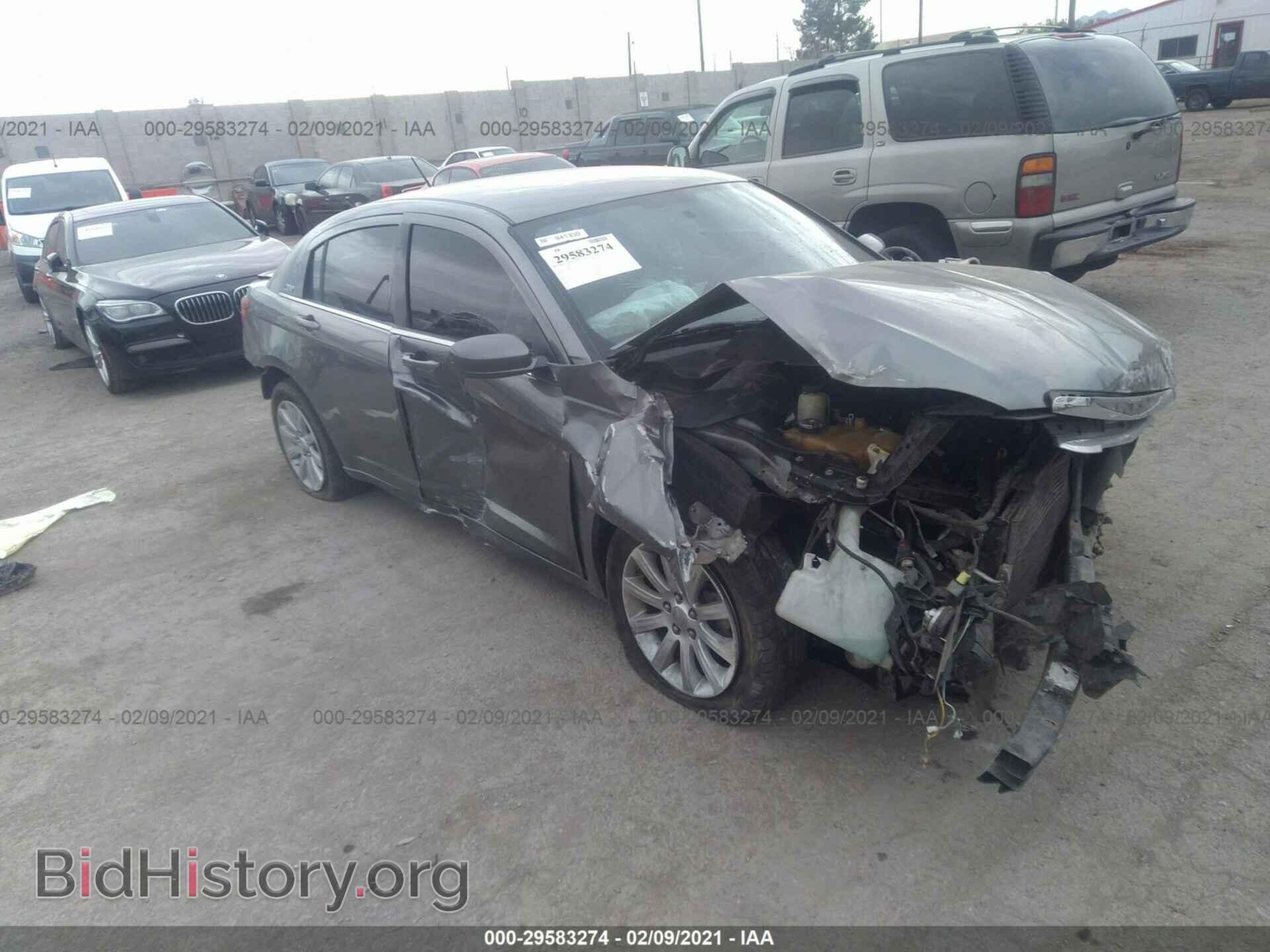 Фотография 1C3CCBBG4CN276106 - CHRYSLER 200 2012