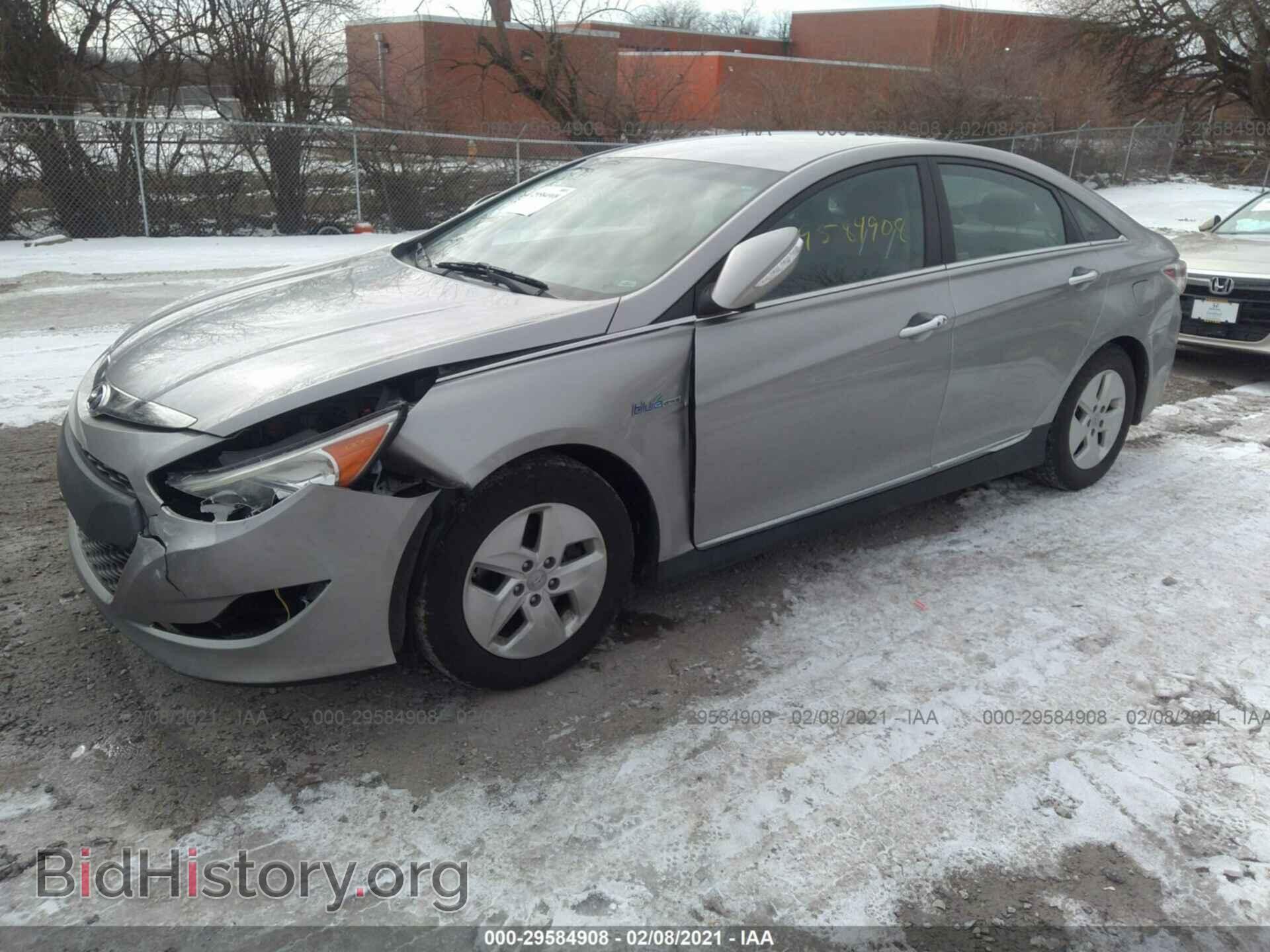 2012 HYUNDAI SONATA - VIN: KMHEC4A42CA046316 - Фото 2
