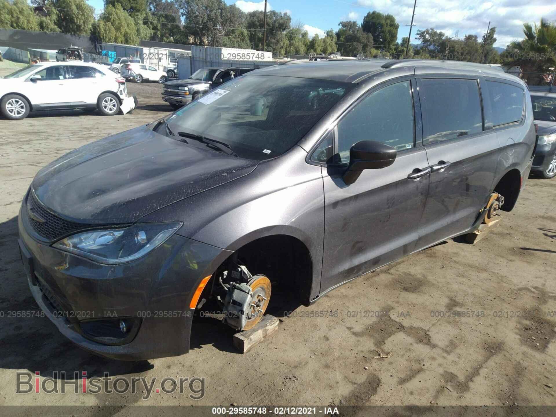 2020 CHRYSLER PACIFICA - VIN: 2C4RC1BG0LR121037 - Фото 2