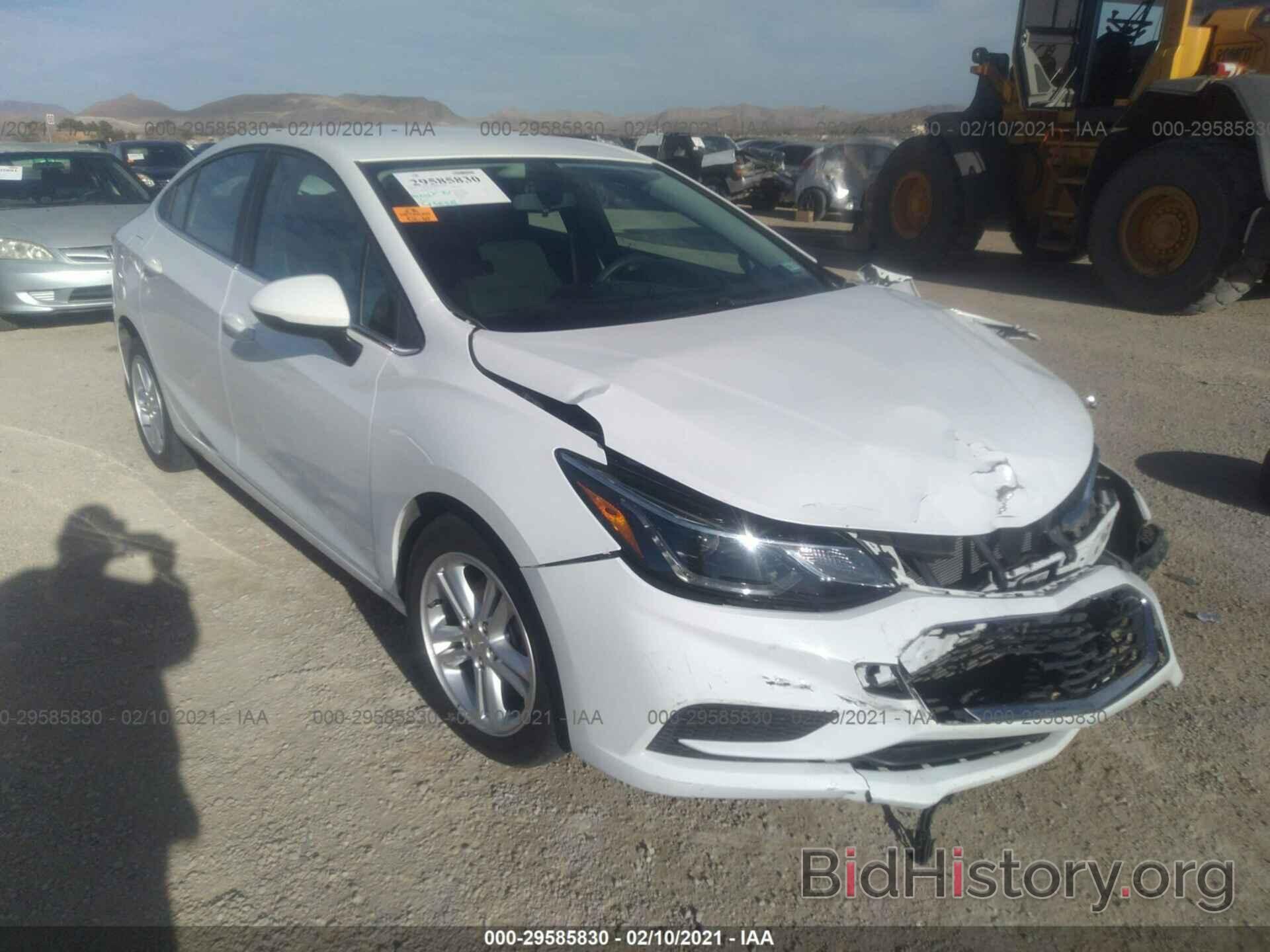 Photo 1G1BE5SM6H7121439 - CHEVROLET CRUZE 2017