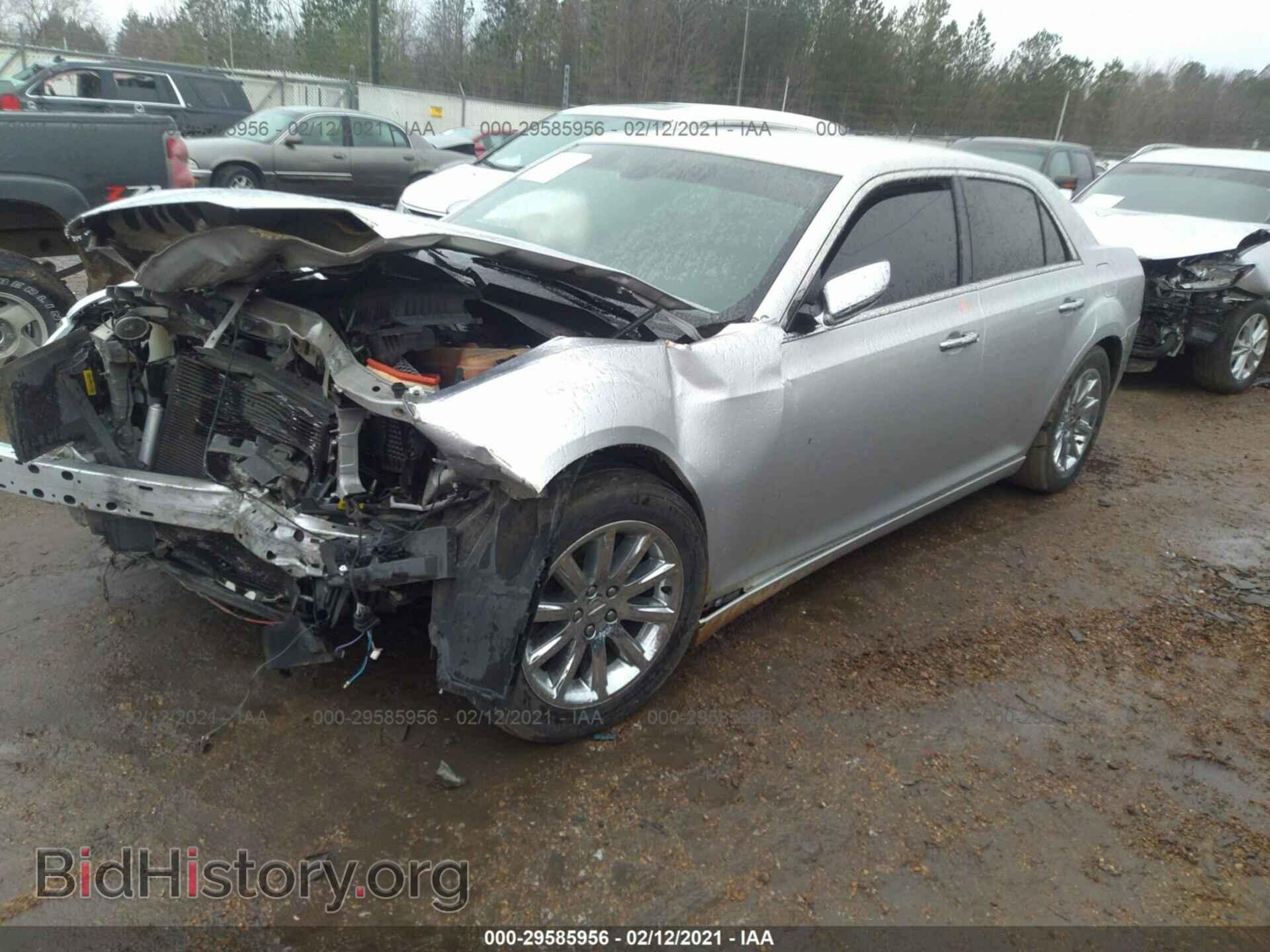 2012 CHRYSLER 300 - VIN: 2C3CCAET5CH268060 - Фото 2