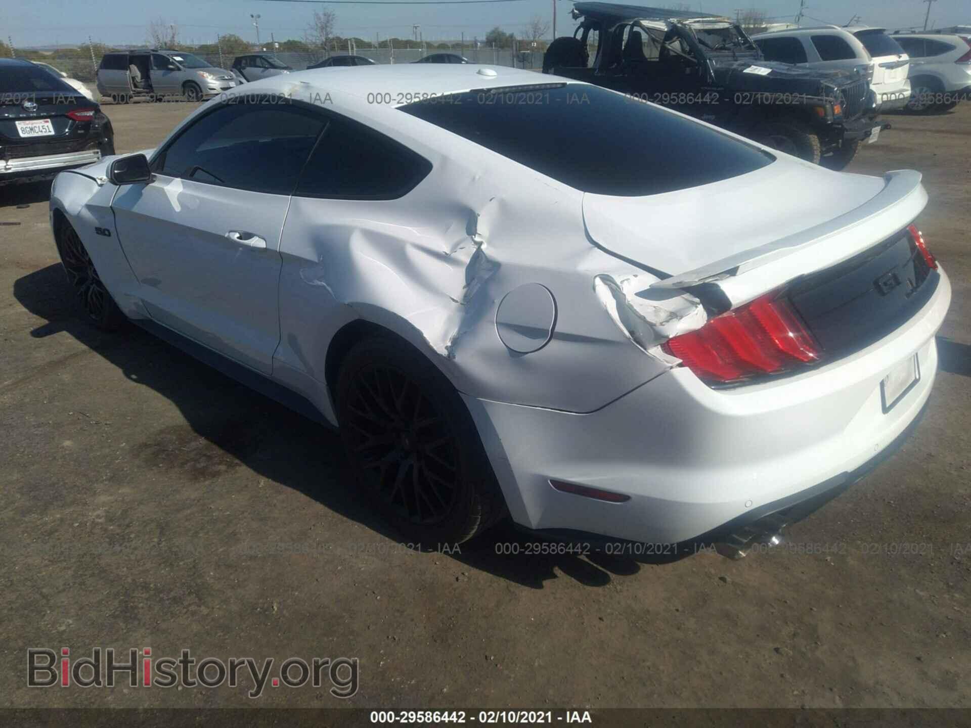 2018 FORD MUSTANG - VIN: 1FA6P8CFXJ5143388 - Фото 3