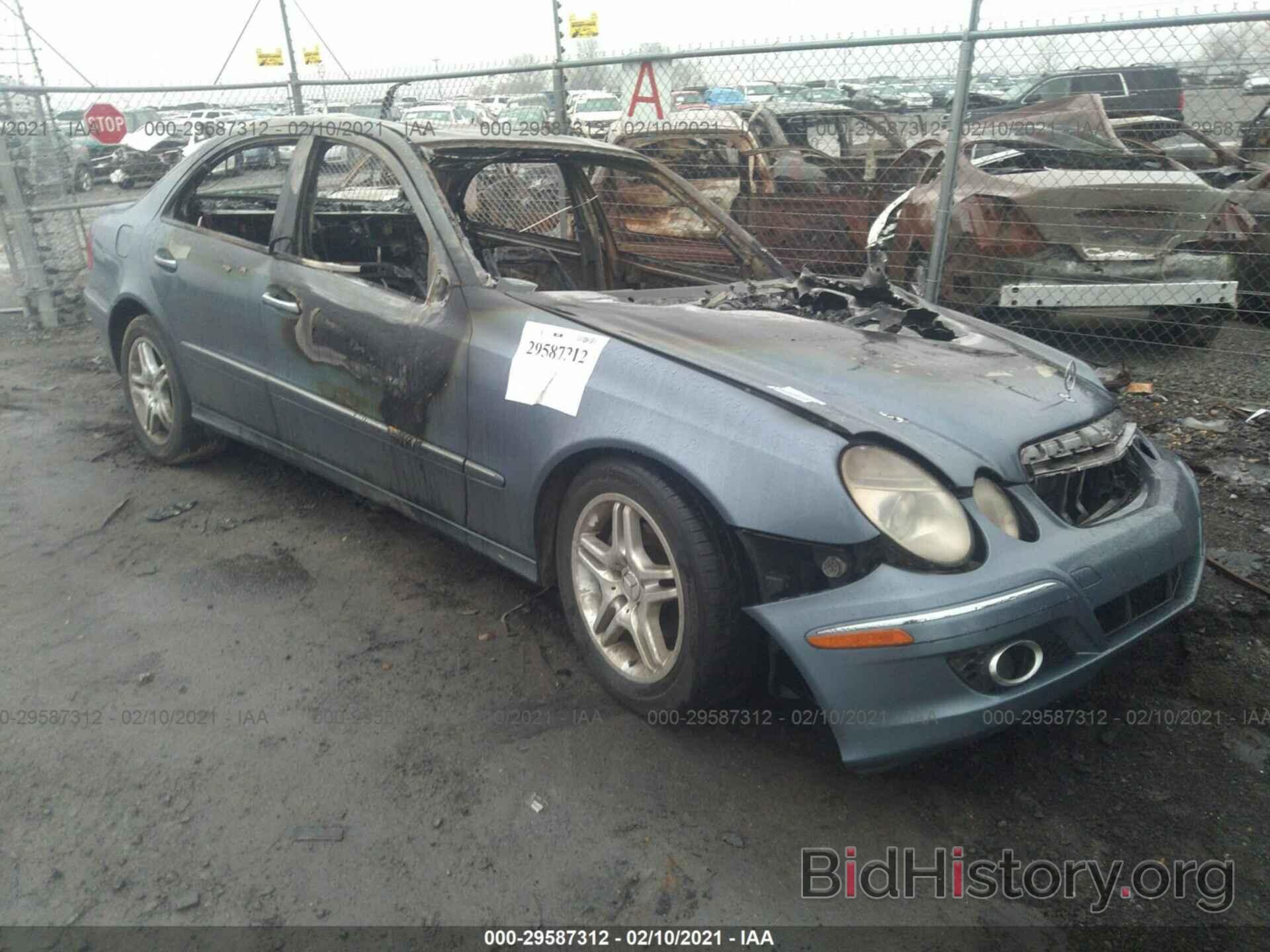 Photo WDBUF56X37B019866 - MERCEDES-BENZ E-CLASS 2007