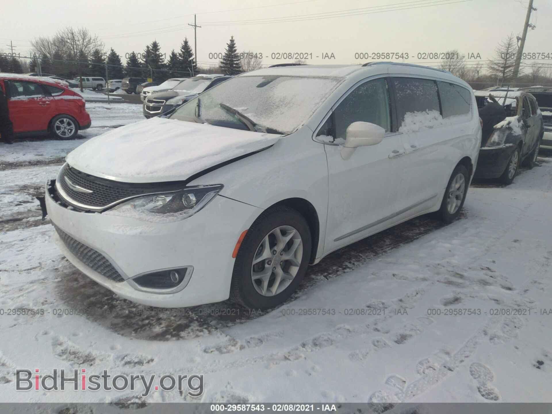 2018 CHRYSLER PACIFICA - VIN: 2C4RC1EG3JR352149 - Фото 2