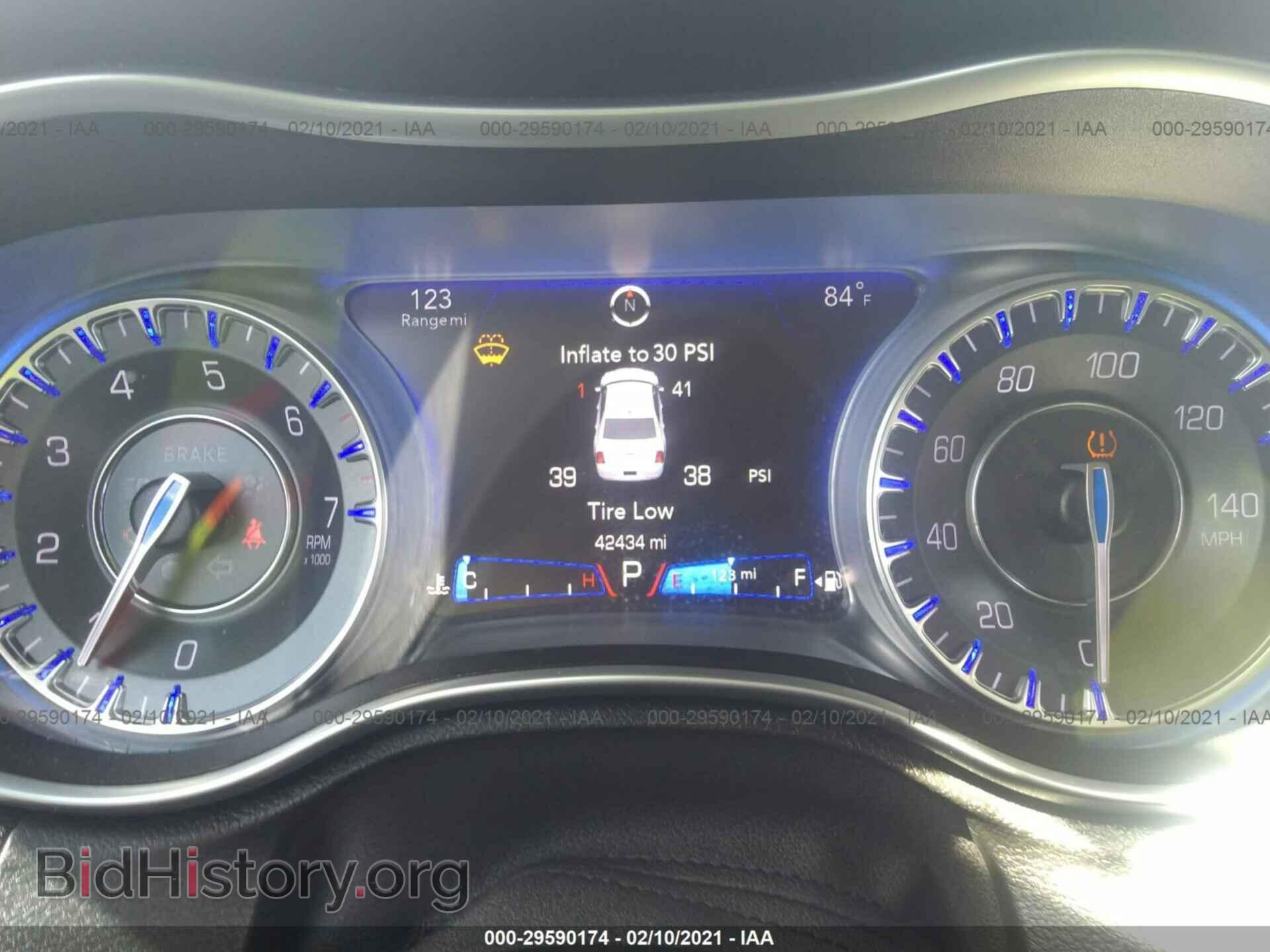 2016 CHRYSLER 300 - VIN: 2C3CCAEG2GH343452 - Фото 7