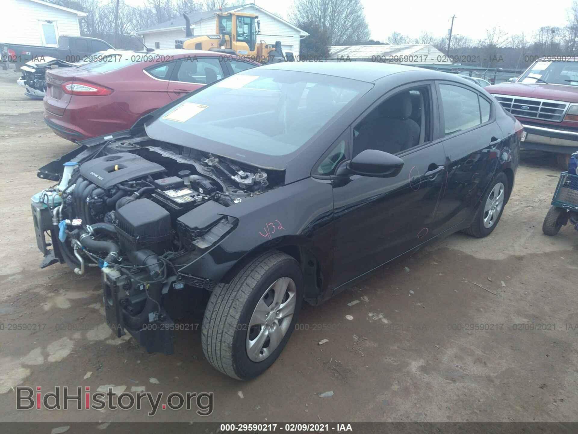 2017 KIA FORTE - VIN: 3KPFL4A75HE035608 - Фото 2
