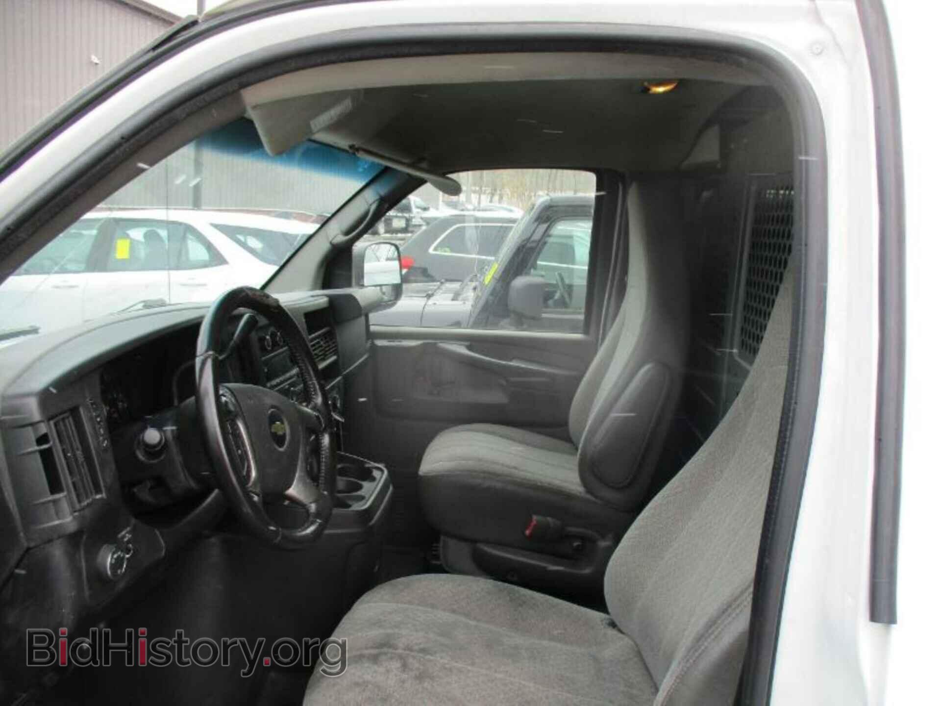 2011 CHEVROLET EXPRESS CARGO VAN - VIN: 1GCSGAFX2B1171604 - Фото 6