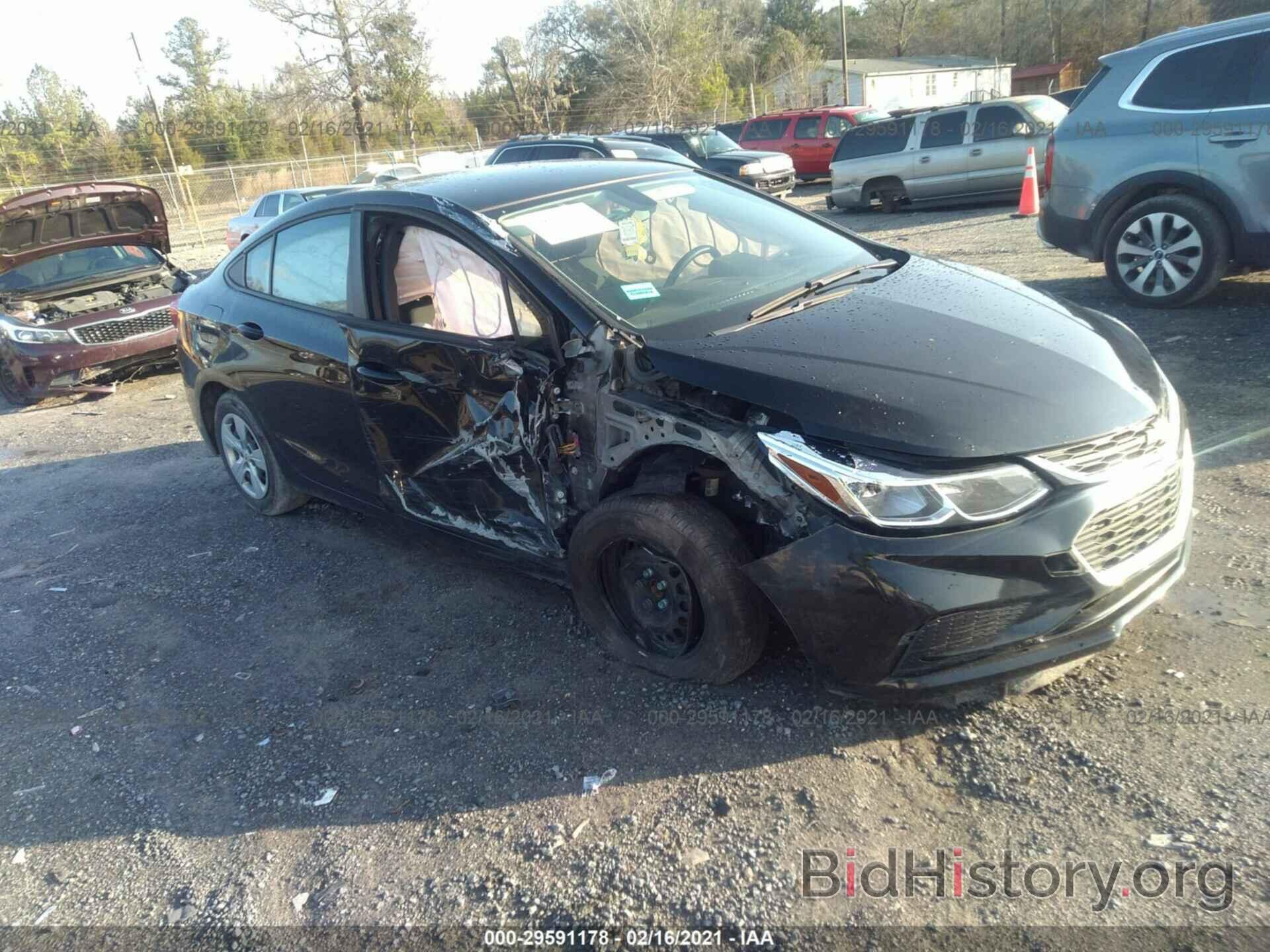 Photo 1G1BC5SM7J7223506 - CHEVROLET CRUZE 2018