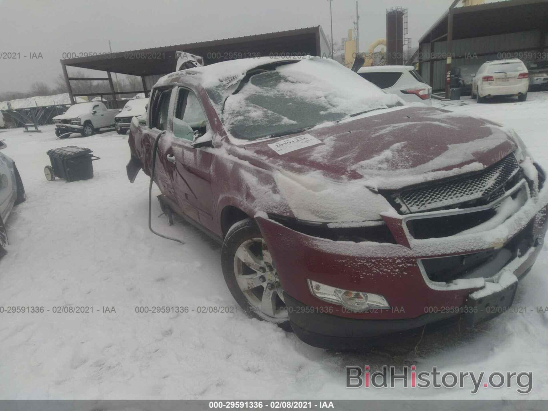 Photo 1GNKRGED2BJ103864 - CHEVROLET TRAVERSE 2011