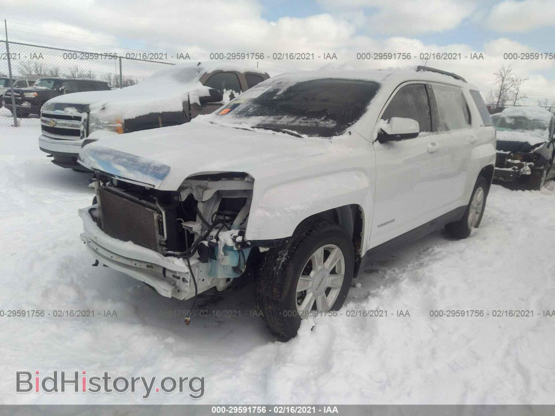 2011 GMC TERRAIN - VIN: 2CTFLTECXB6472355 - Photo 2