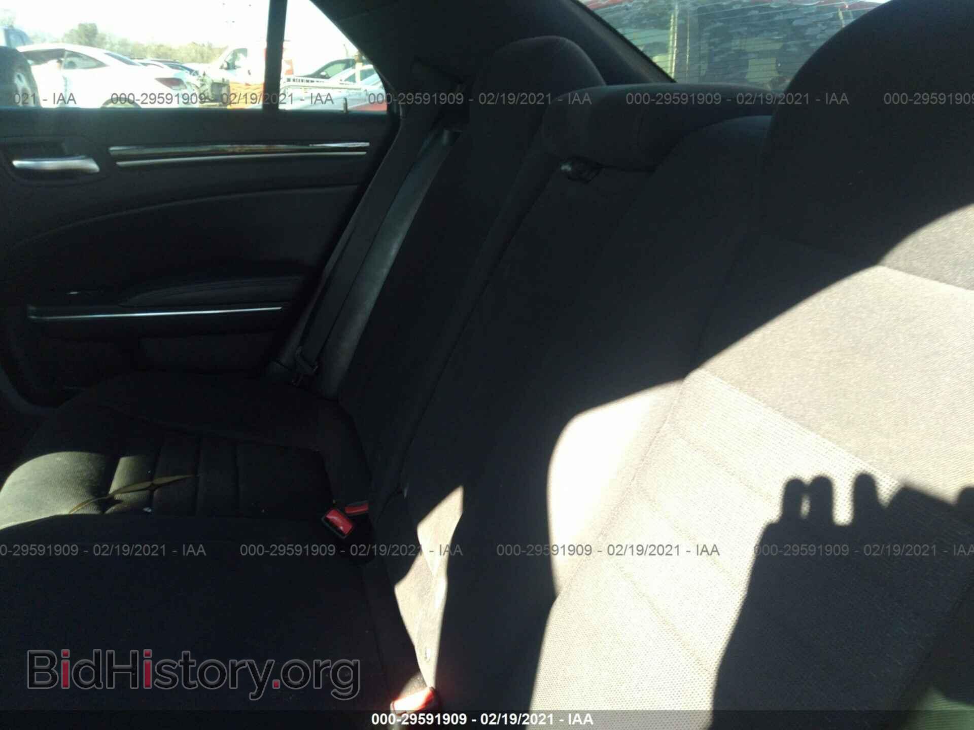 2011 CHRYSLER 300 - VIN: 2C3CA5CG7BH546328 - Фото 8