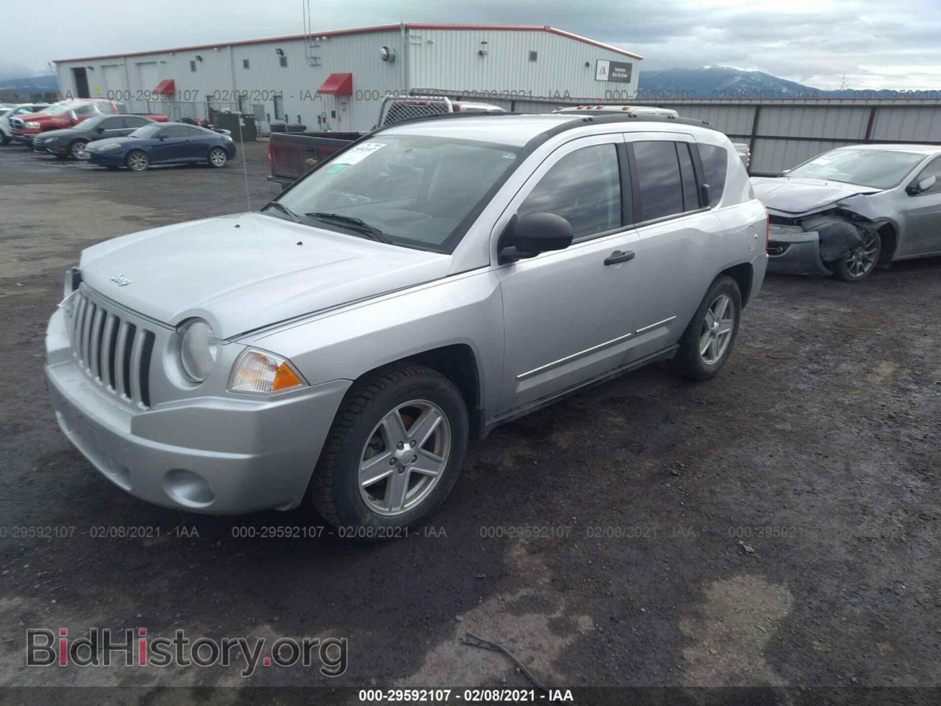 2008 JEEP COMPASS - VIN: 1J8FF47W78D537083 - Фото 2