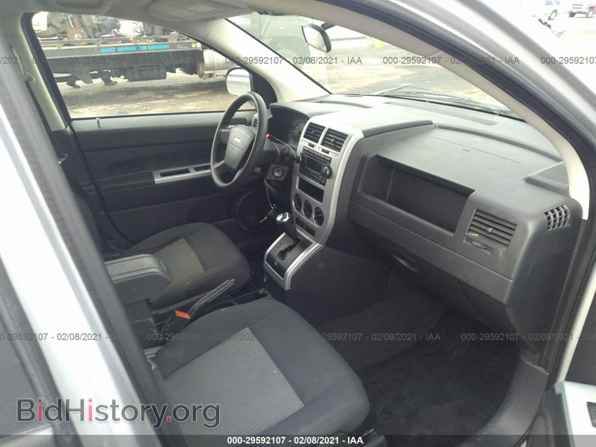 2008 JEEP COMPASS - VIN: 1J8FF47W78D537083 - Фото 5
