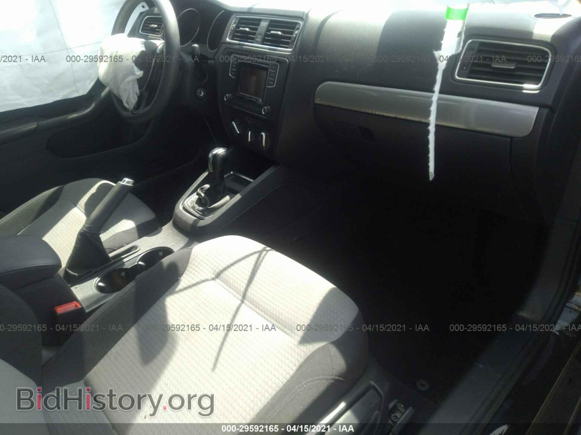 2017 VOLKSWAGEN JETTA - VIN: 3VW2B7AJ5HM384575 - Фото 2