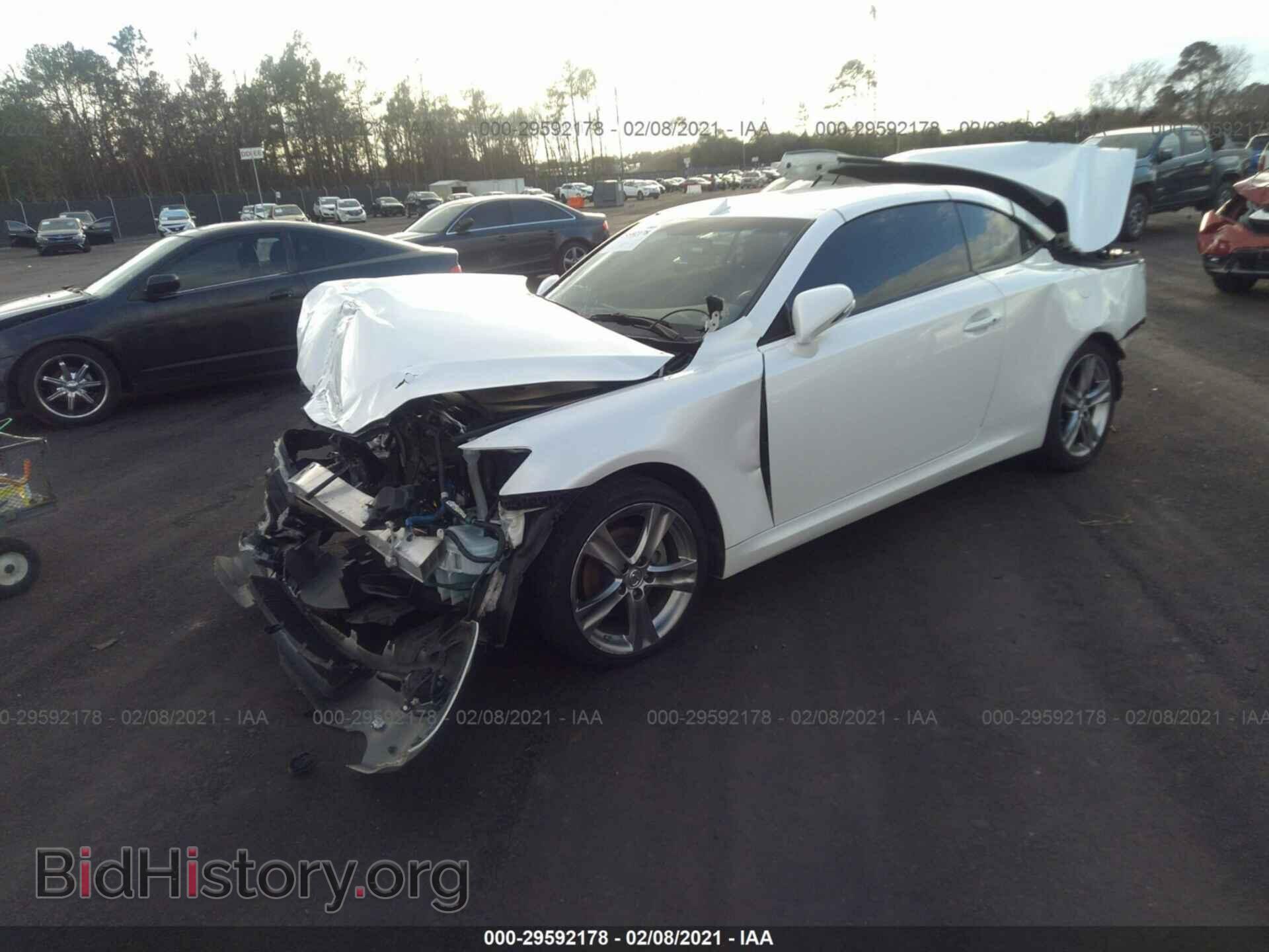 2012 LEXUS IS 250C - VIN: JTHFF2C28C2522271 - Фото 2