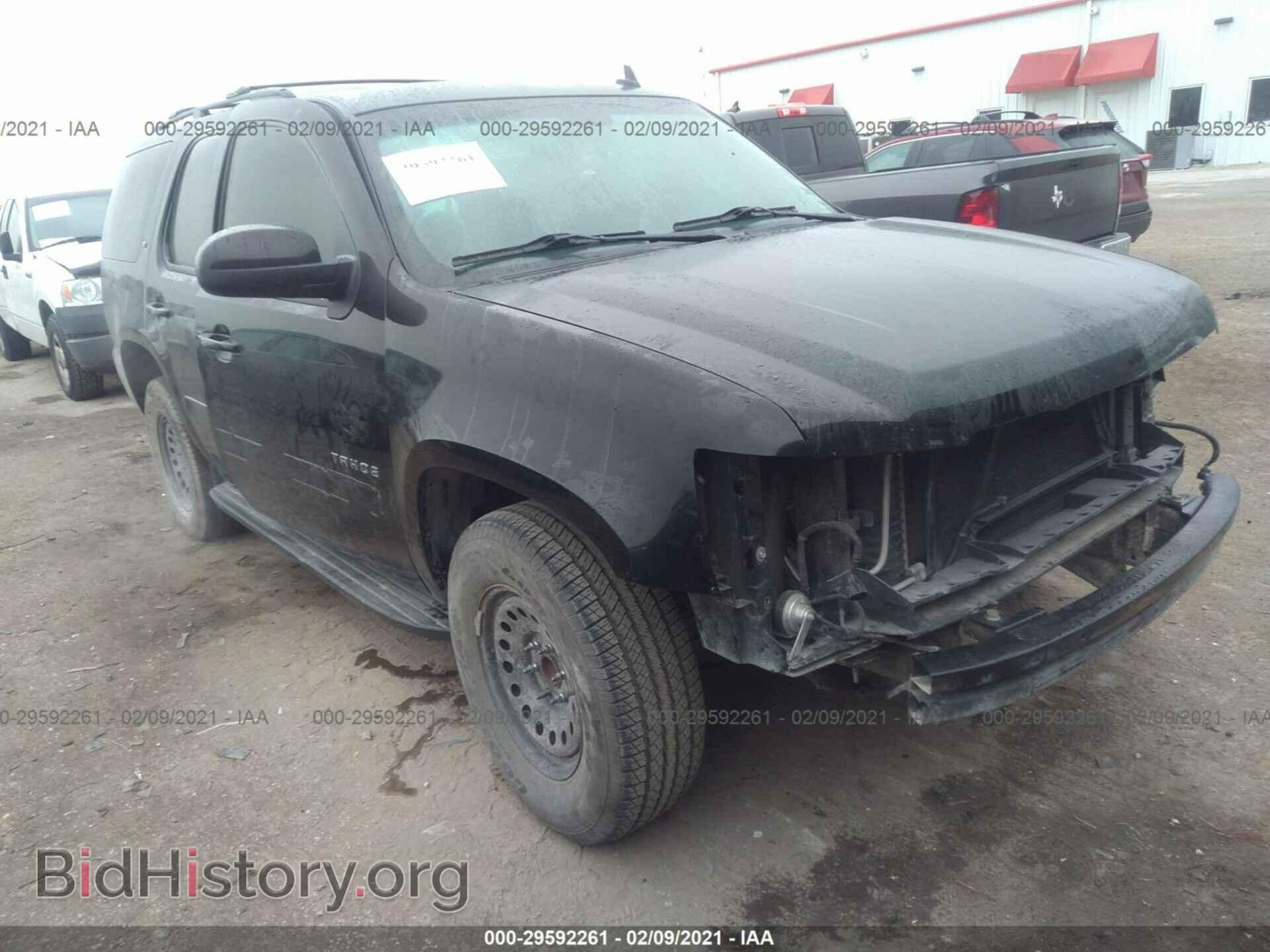 Photo 1GNSCBE00CR156406 - CHEVROLET TAHOE 2012