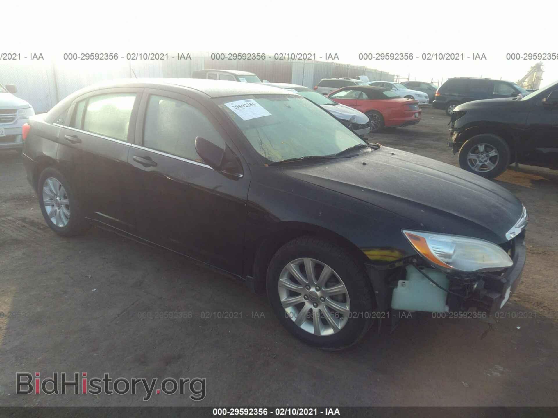 Фотография 1C3CCBBG8DN532040 - CHRYSLER 200 2013