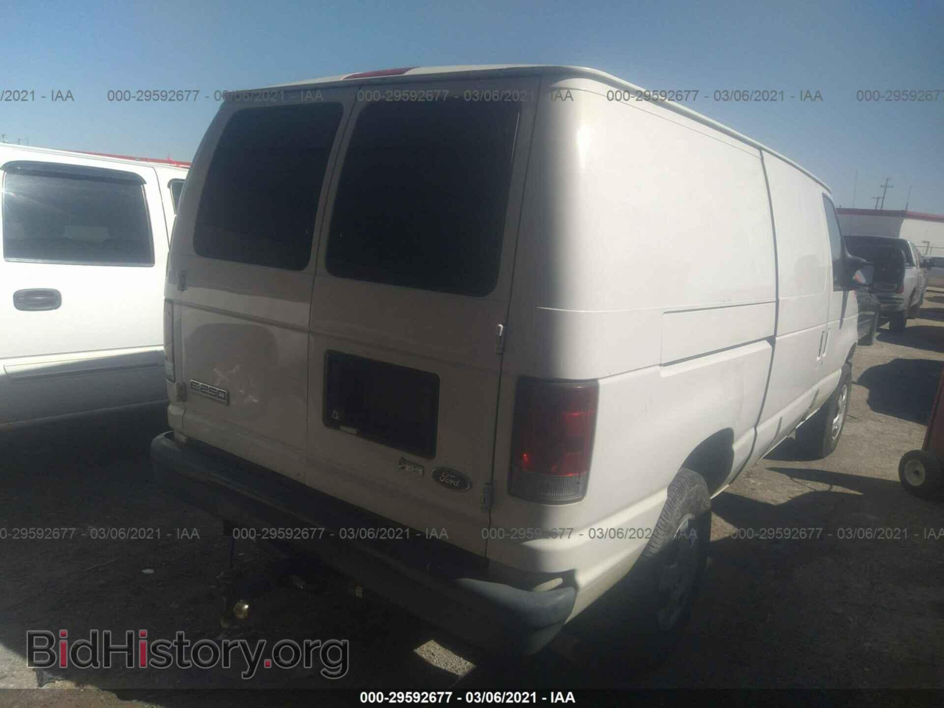 2009 FORD ECONOLINE CARGO VAN - VIN: 1FTNE24W69DA75504 - Фото 4