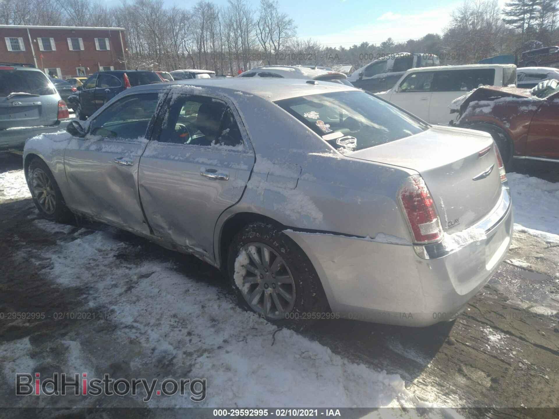 2012 CHRYSLER 300 - VIN: 2C3CCACG4CH224752 - Фото 3