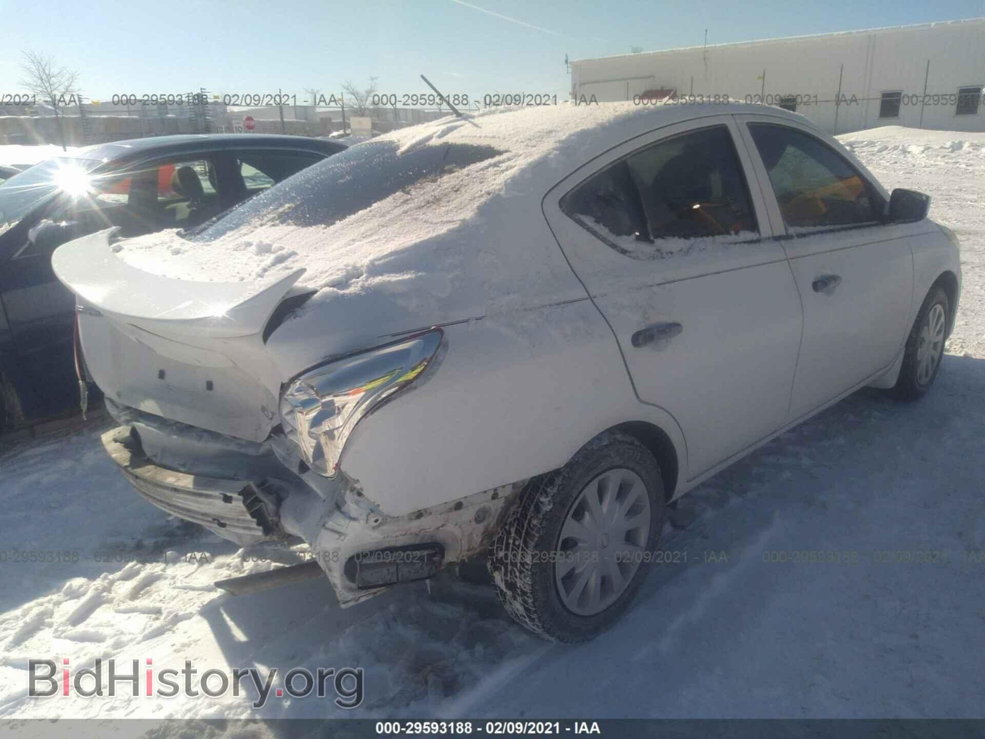2016 NISSAN VERSA - VIN: 3N1CN7APXGL825403 - Фото 4