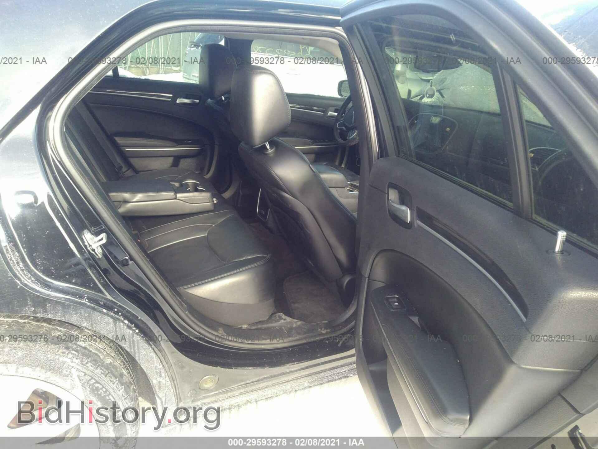 2017 CHRYSLER 300 - VIN: 2C3CCARG0HH544990 - Photo 8