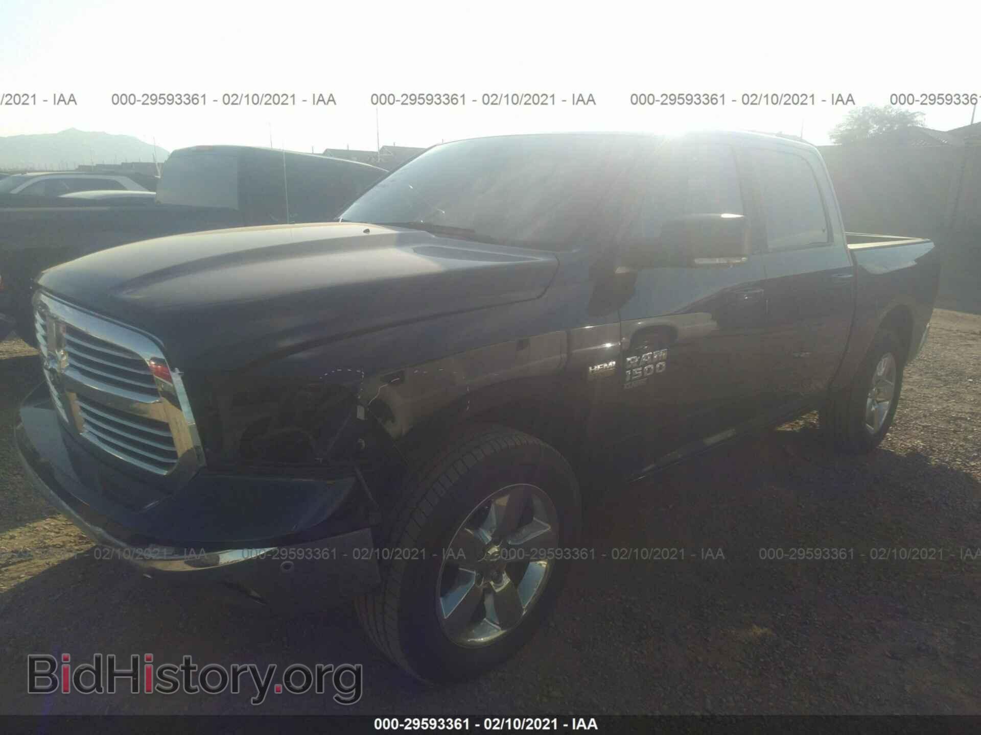2019 RAM 1500 CLASSIC - VIN: 1C6RR7LT7KS570863 - Фото 2