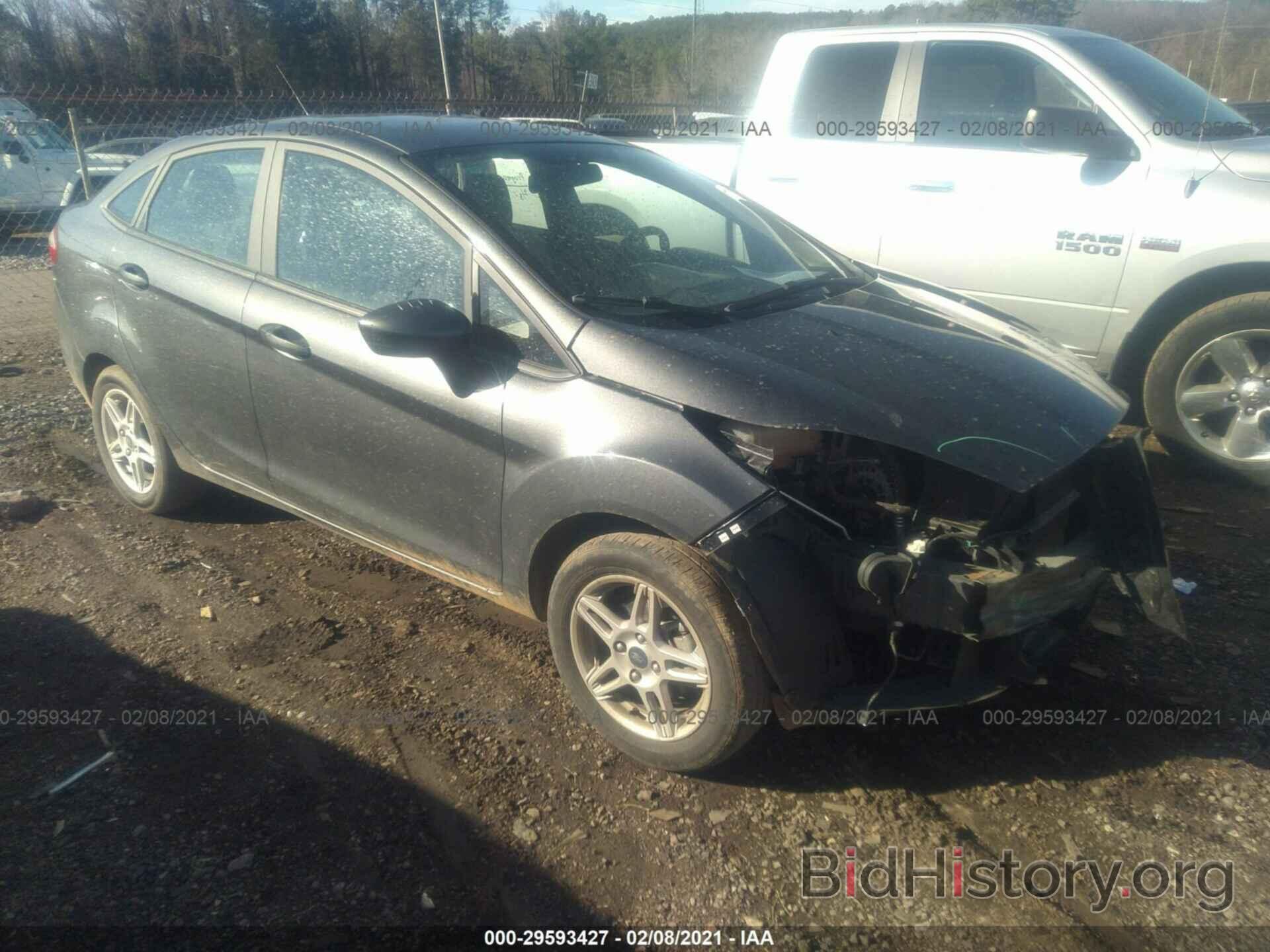 Photo 3FADP4BJ7KM164409 - FORD FIESTA 2019