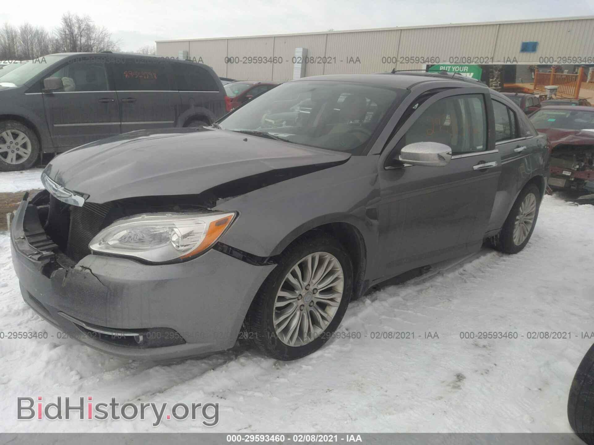 2012 CHRYSLER 200 - VIN: 1C3CCBCB1CN241896 - Photo 2