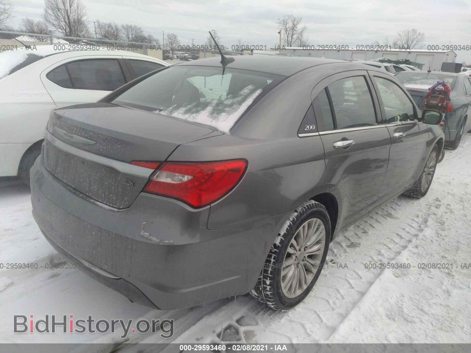 2012 CHRYSLER 200 - VIN: 1C3CCBCB1CN241896 - Photo 4