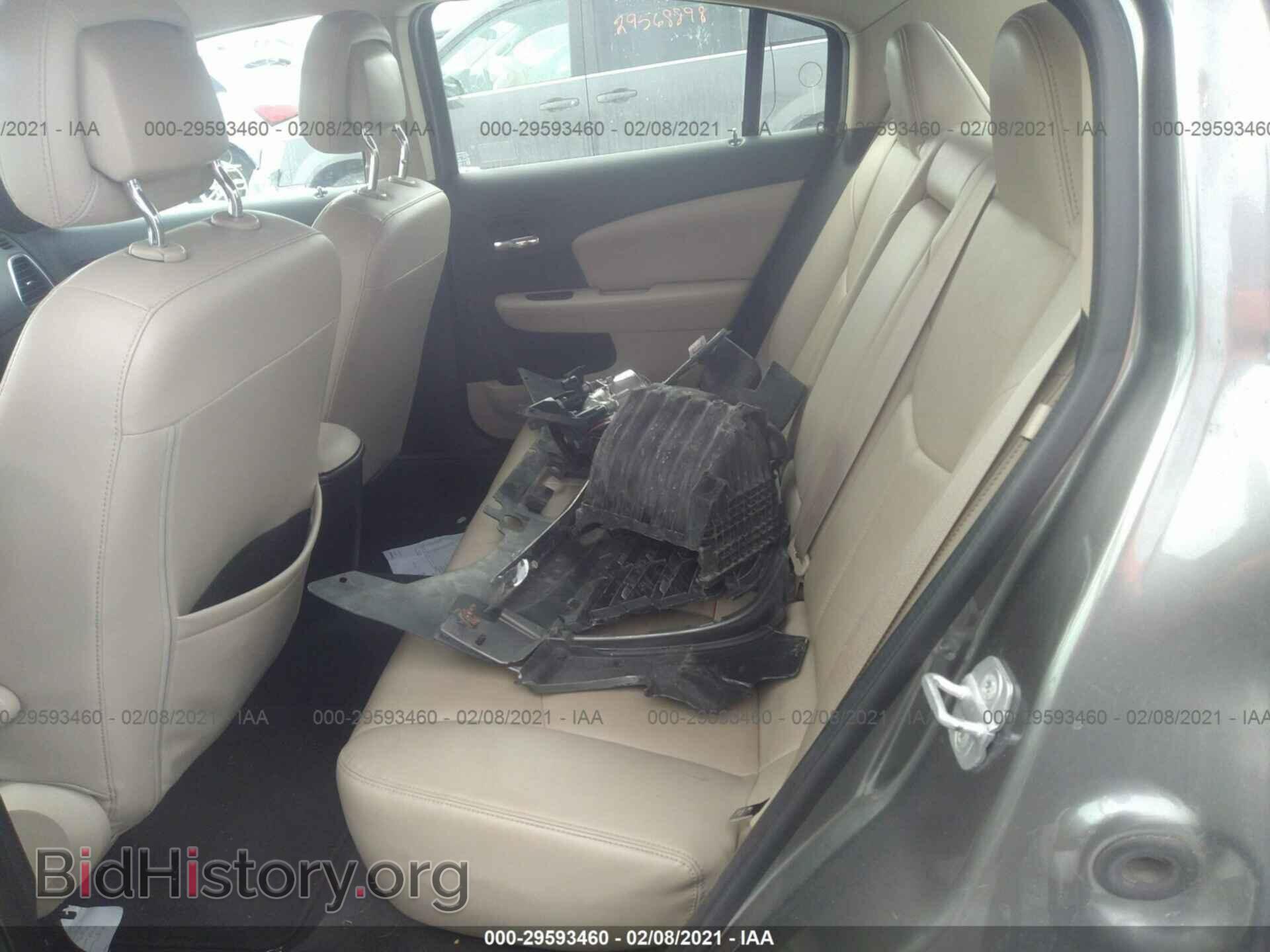 2012 CHRYSLER 200 - VIN: 1C3CCBCB1CN241896 - Photo 8
