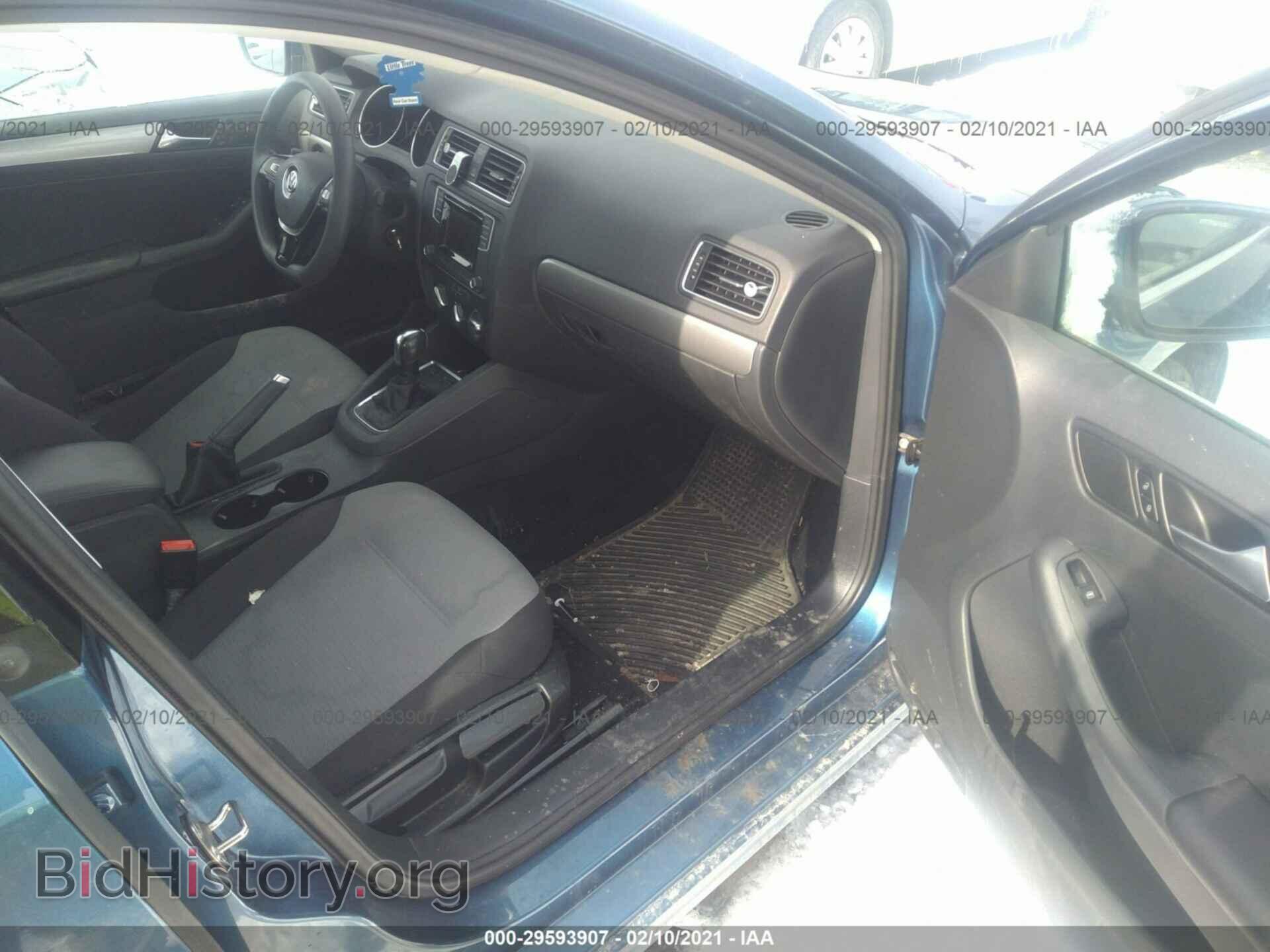 2017 VOLKSWAGEN JETTA - VIN: 3VW2B7AJ3HM341949 - Фото 5