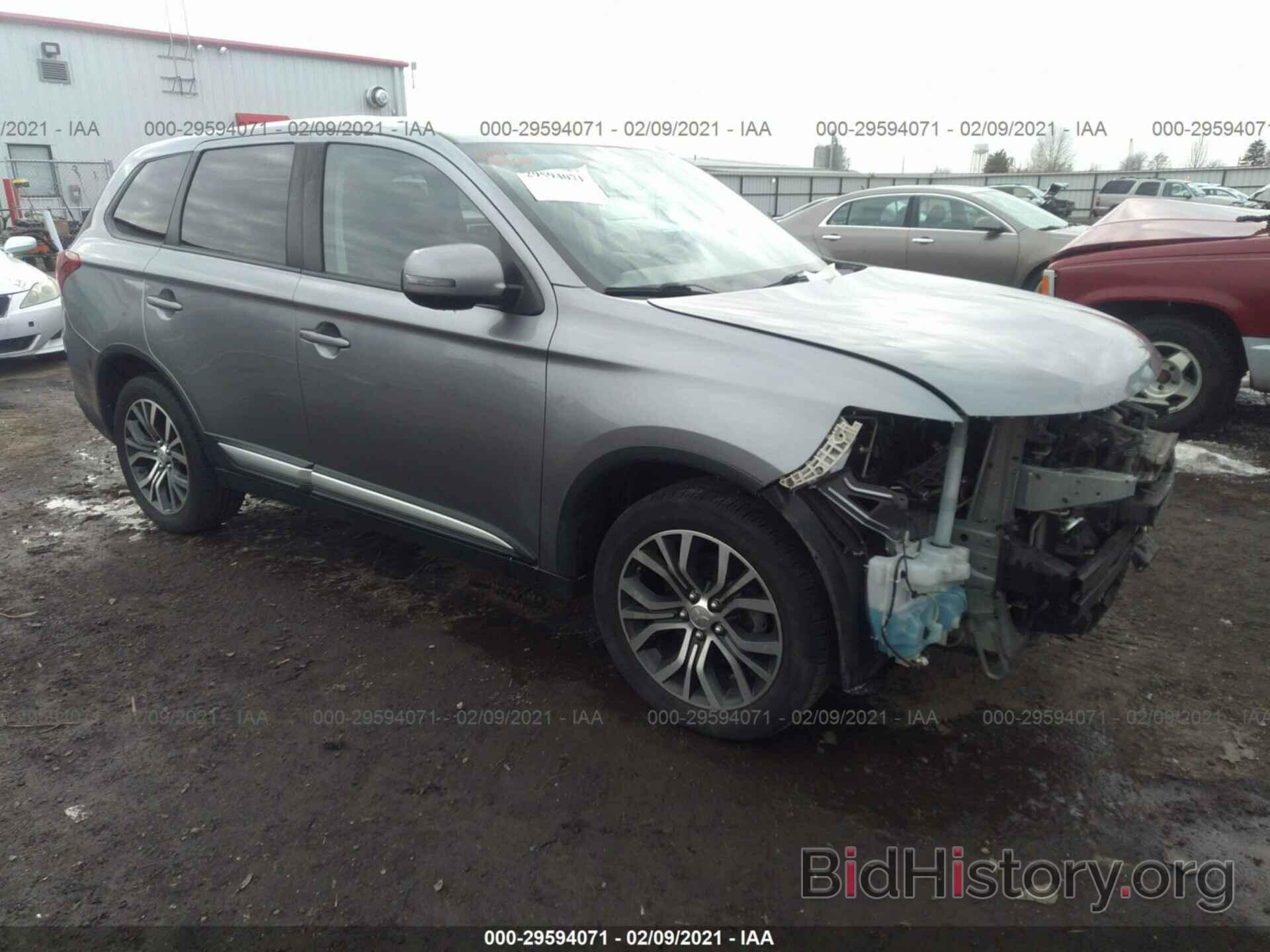 Photo JA4AZ3A33HZ020734 - MITSUBISHI OUTLANDER 2017