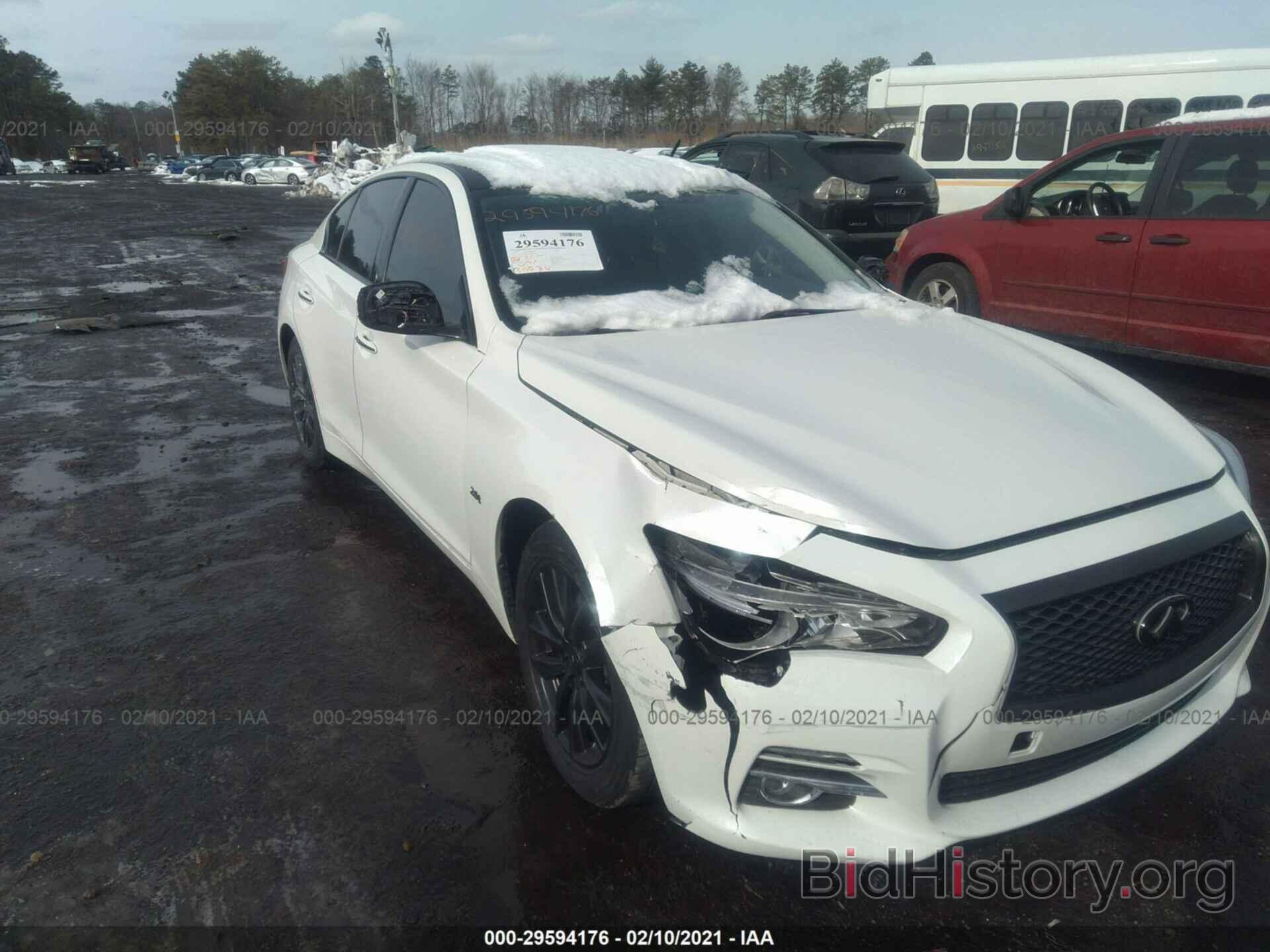 Photo JN1CV7AR3GM252352 - INFINITI Q50 2016